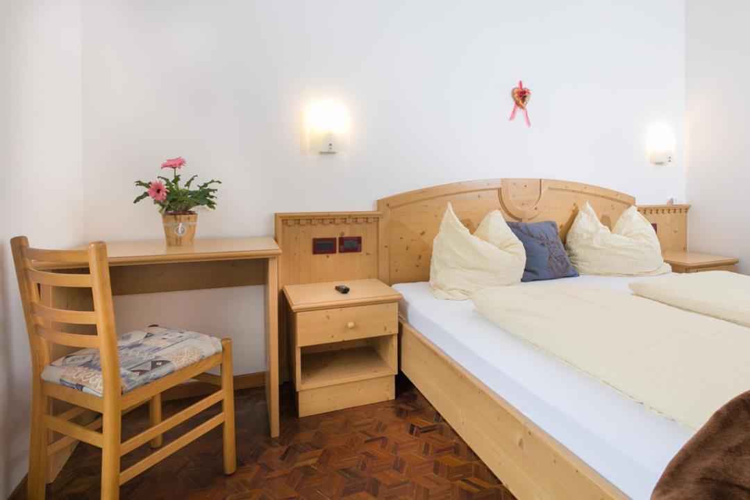 Double or Twin Room photo 1