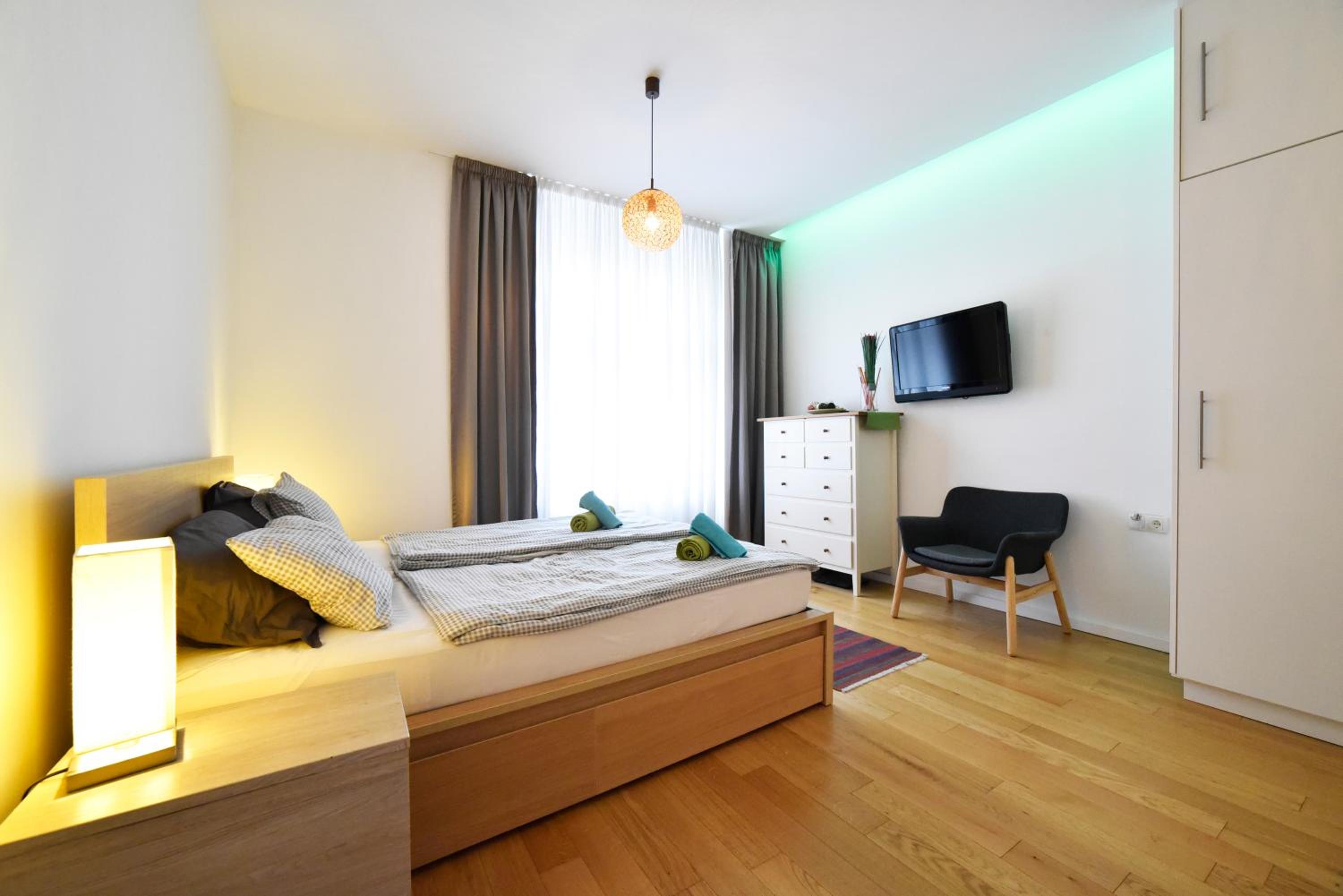 Apartment - Photo 14