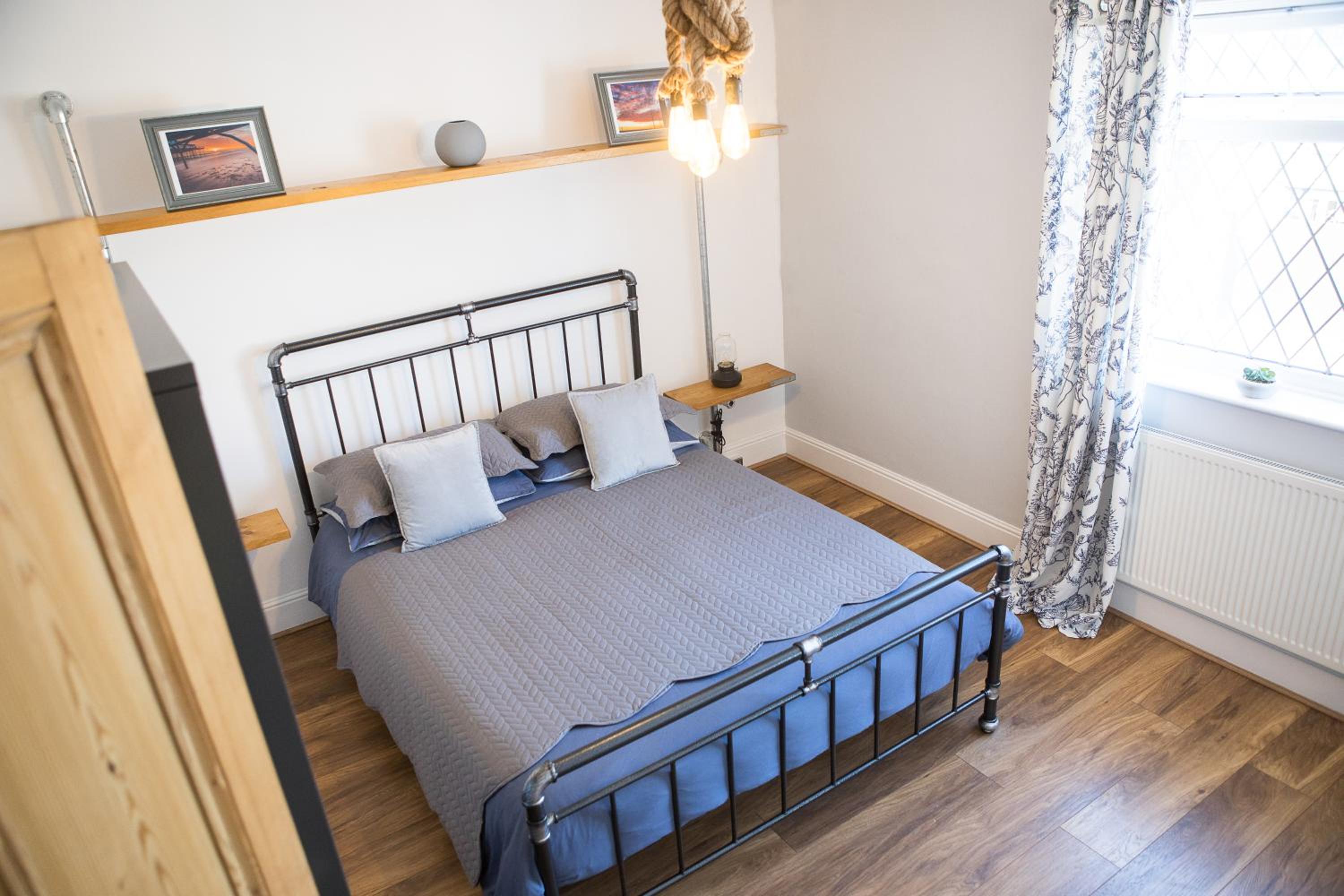 Three-Bedroom House photo 2
