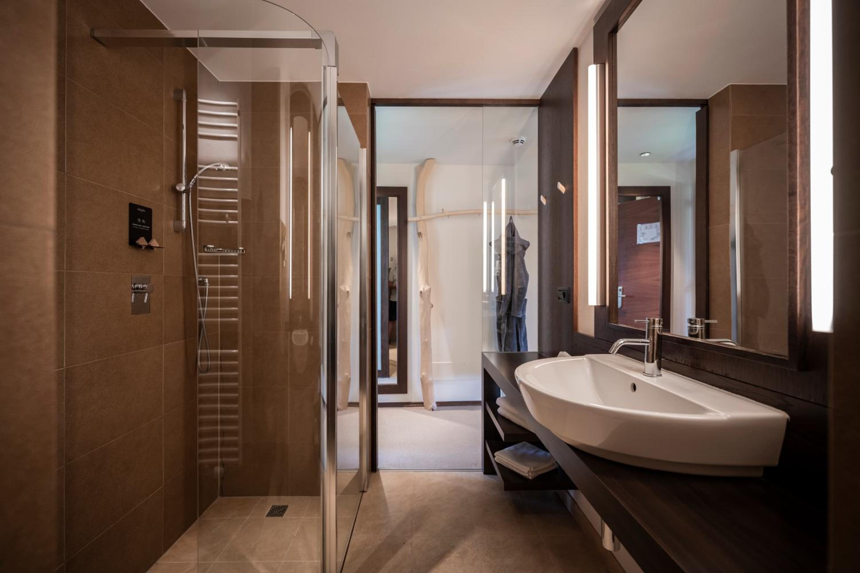 Superior Double Room with Balcony or Terrace - Photo 5