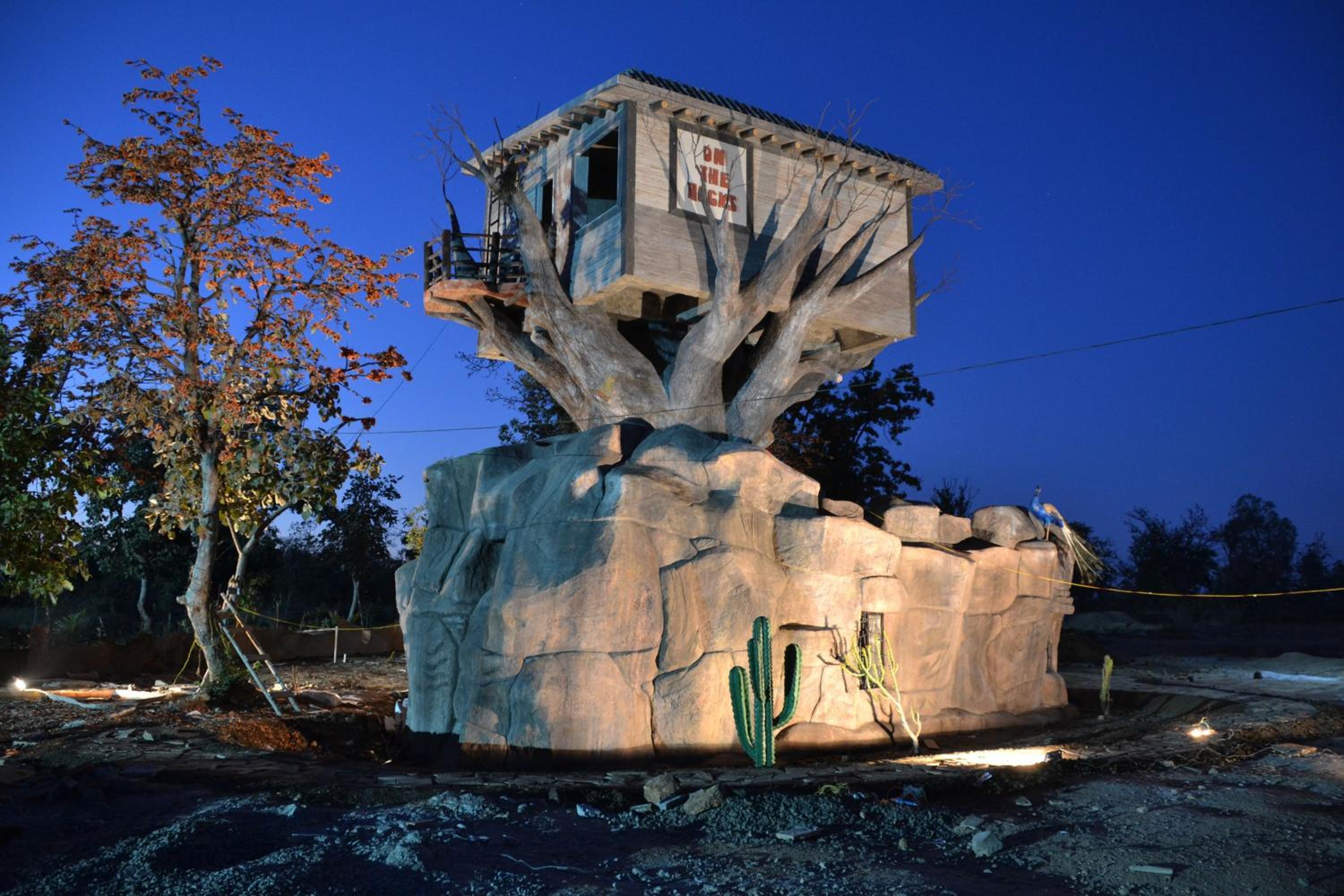 Tree House - Photo 7