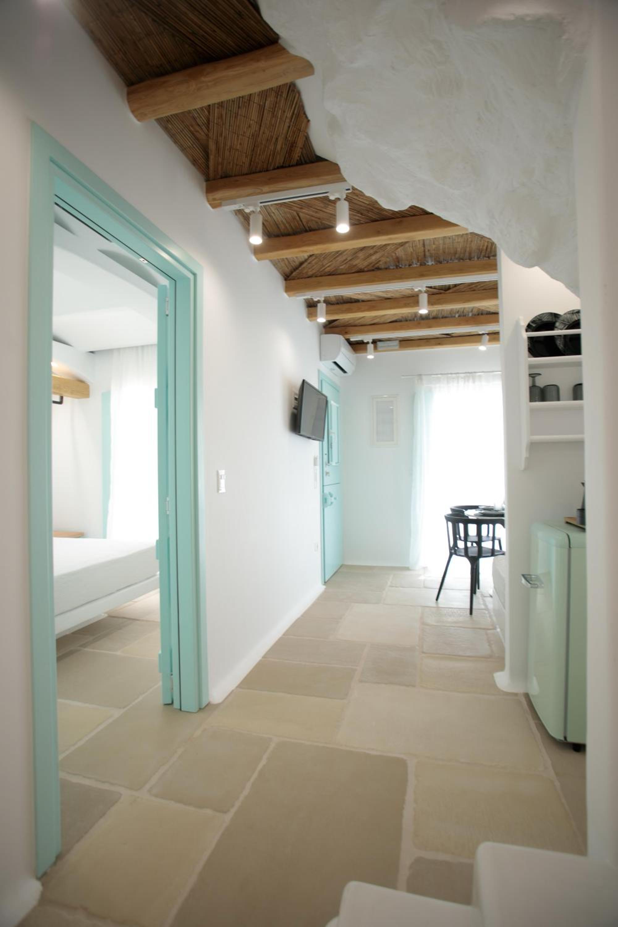 Majo Two Bedroom Villa with Private Pool - Photo 19