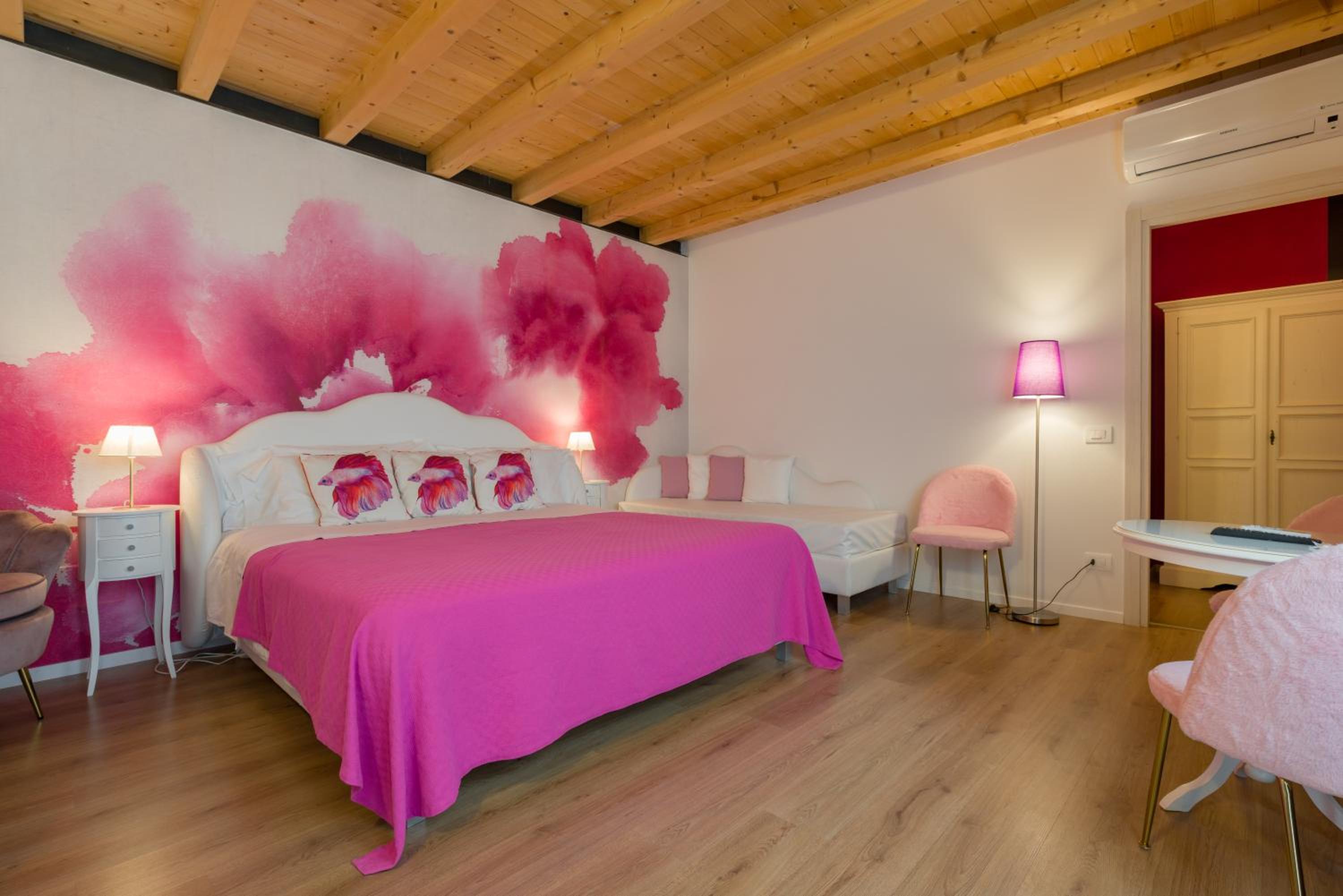 Comfort Triple Room