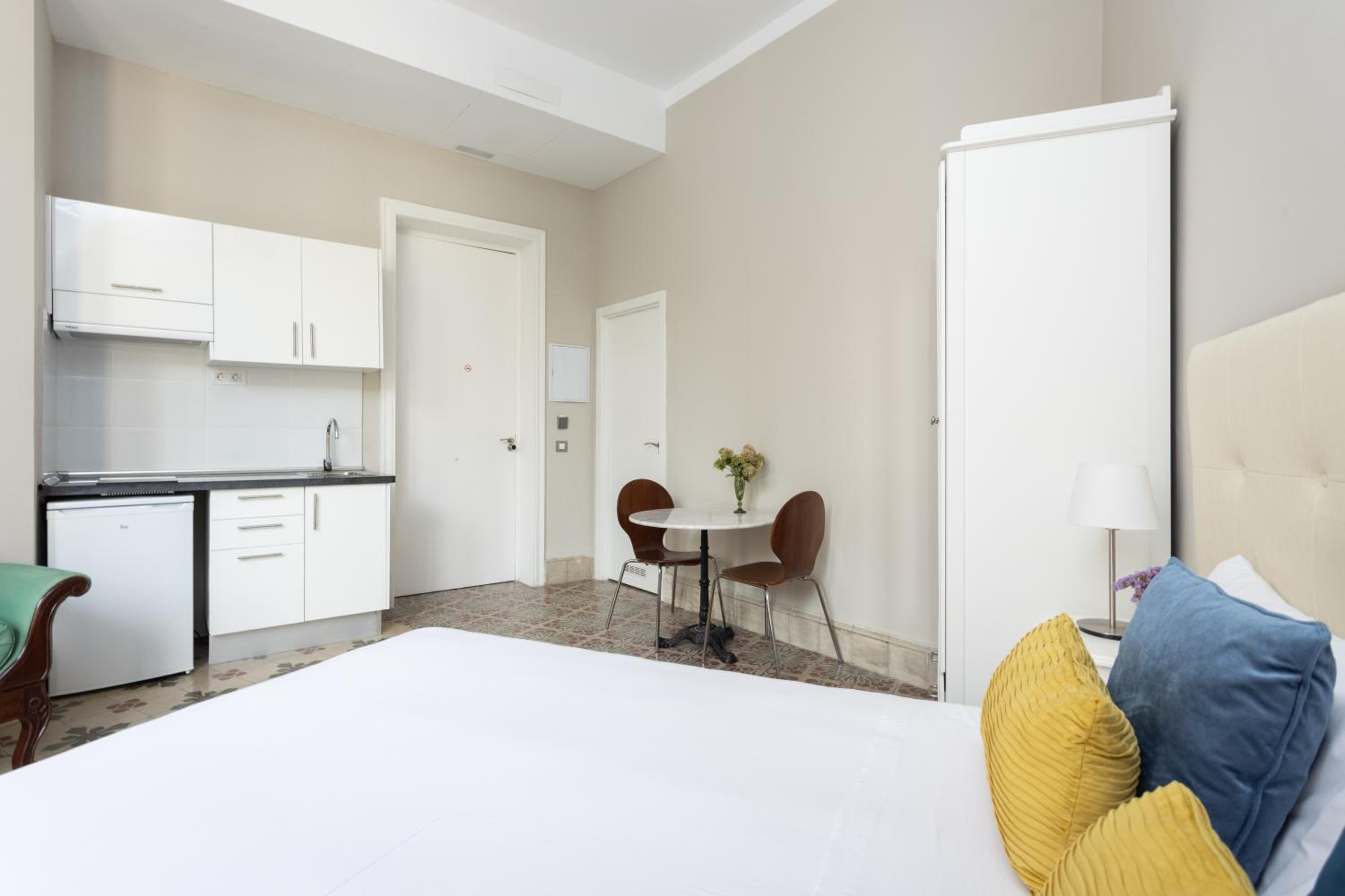 Apartamento con Balcón
