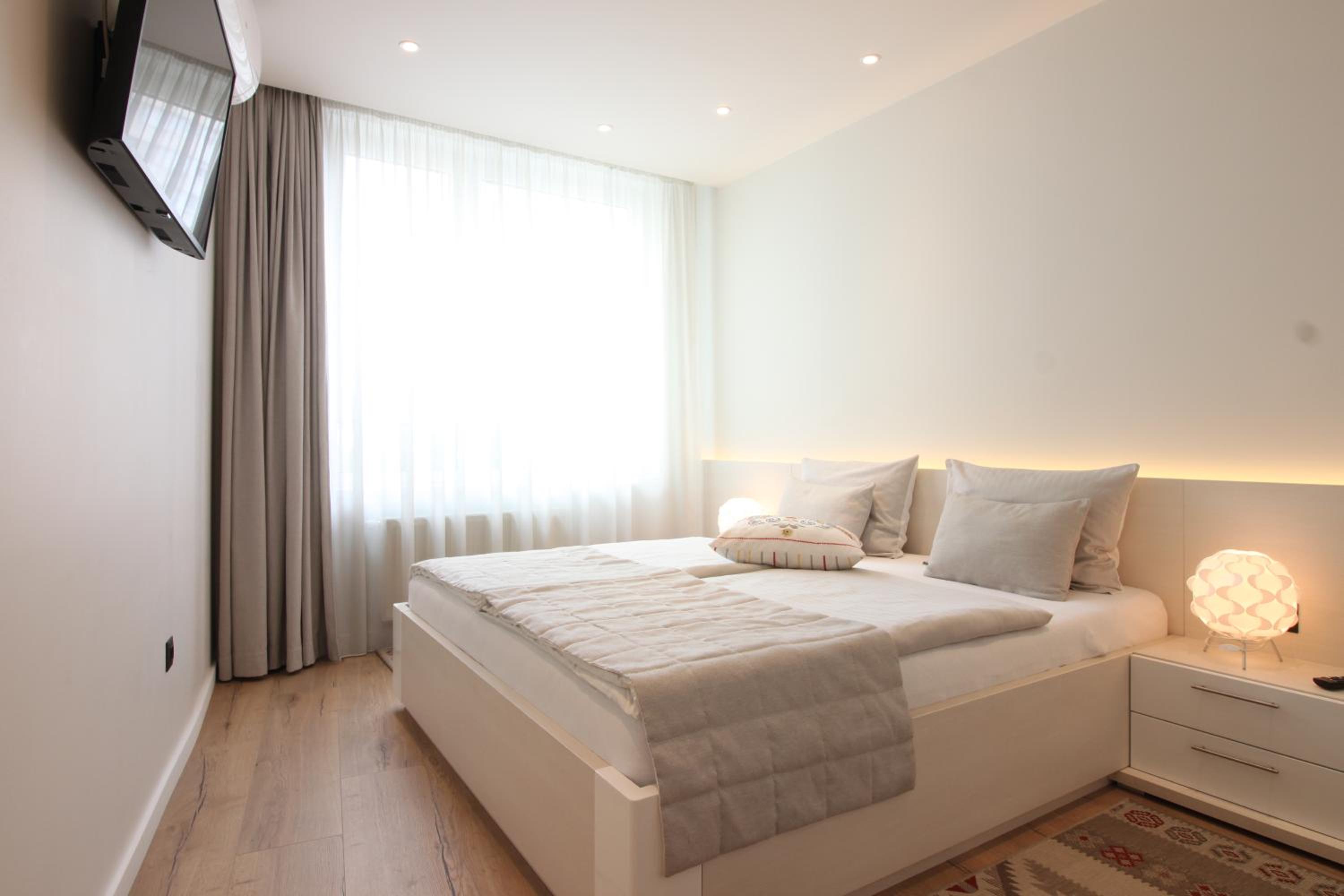 Two-Bedroom Apartment - Photo 13