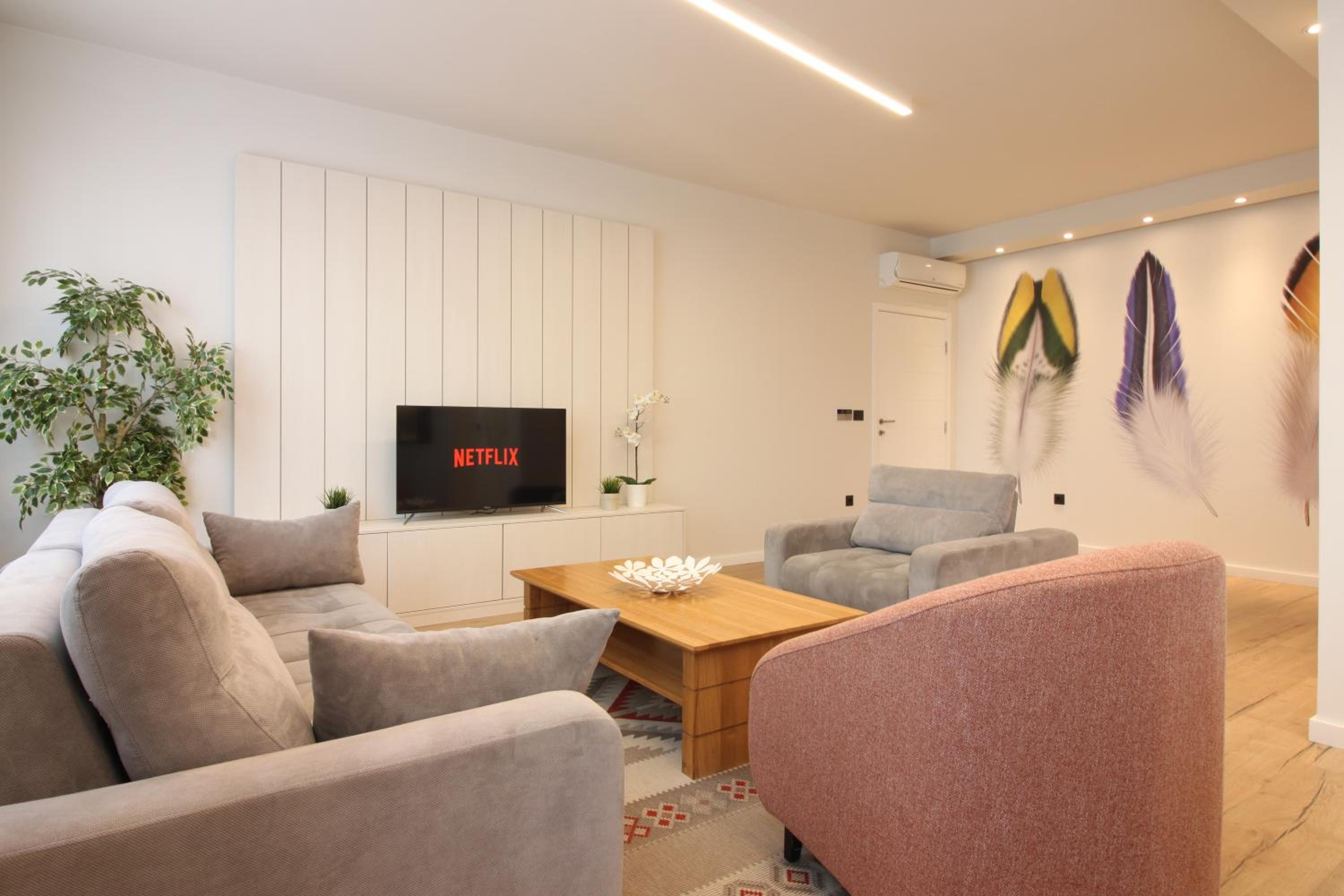 Two-Bedroom Apartment - Photo 6
