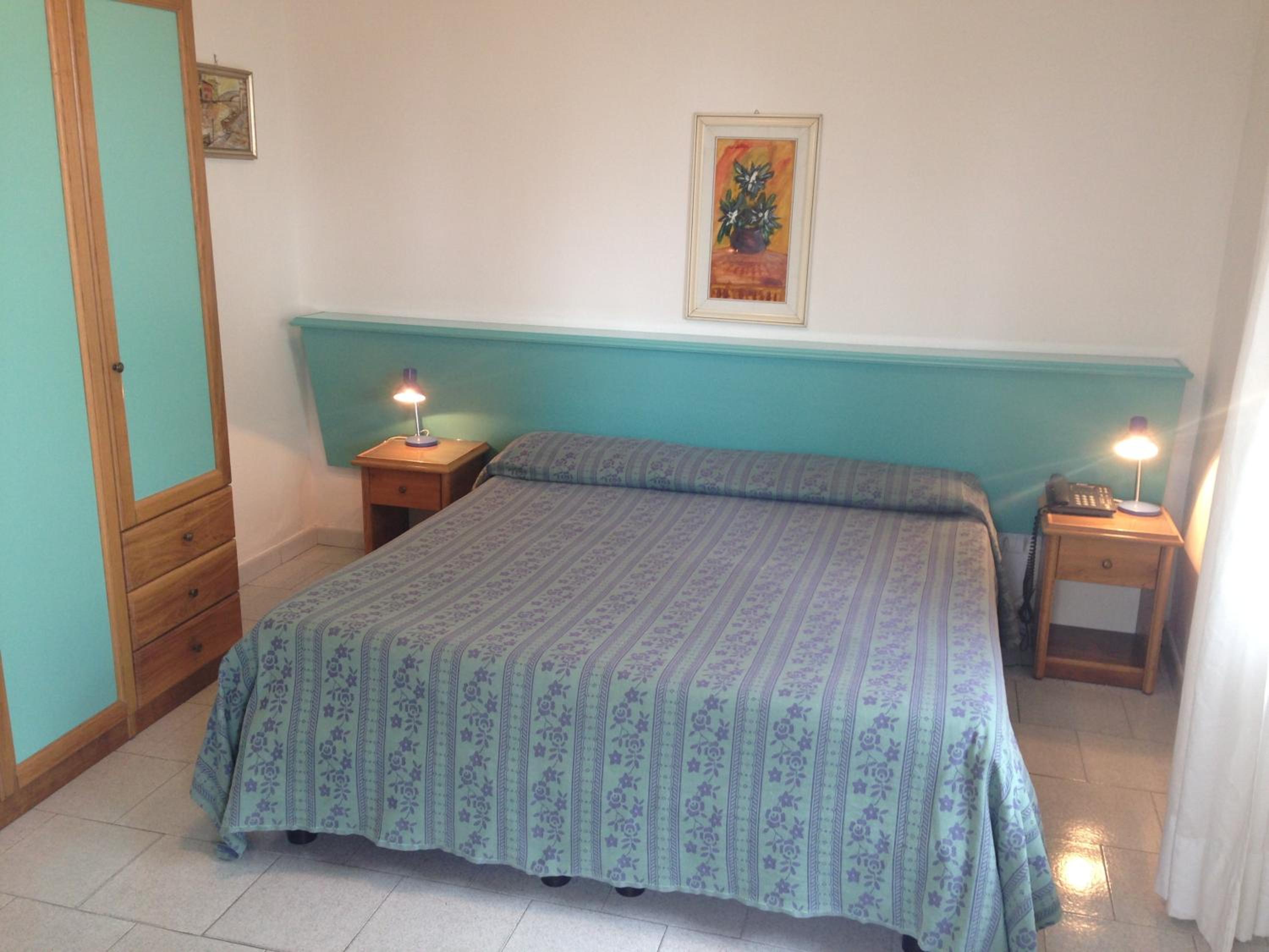 Double or Twin Room - Photo 1
