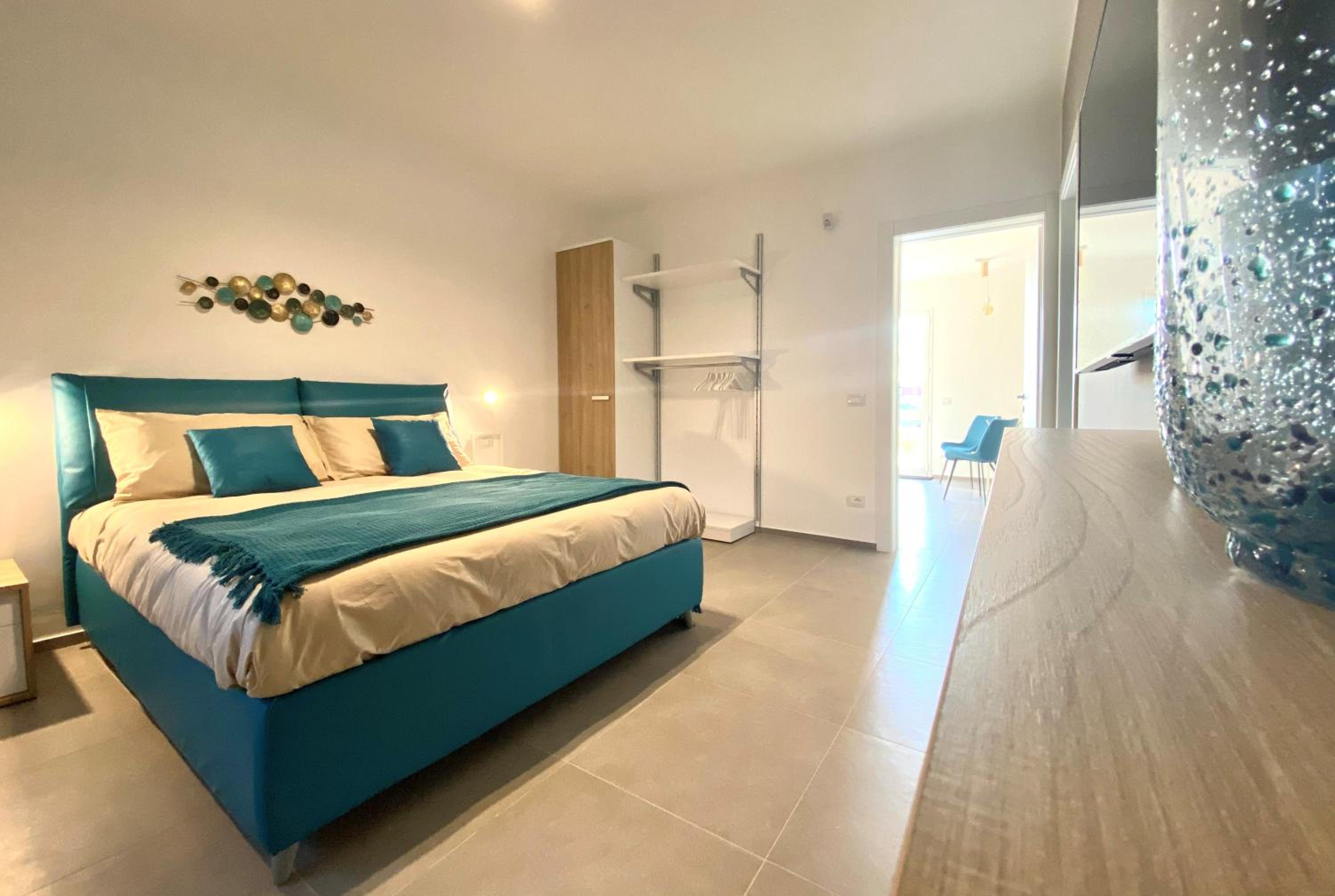 One-Bedroom House - Photo 1
