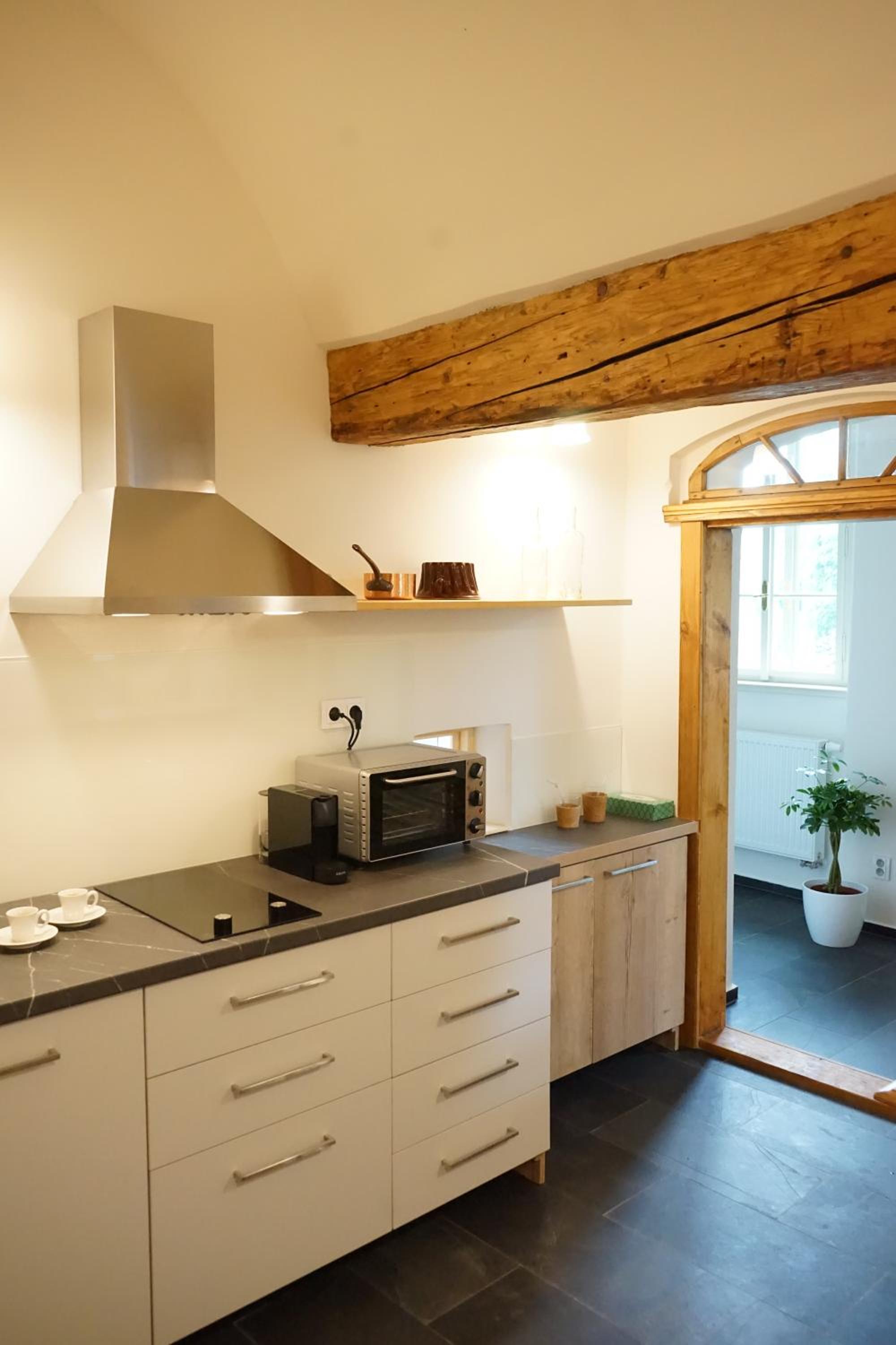 Apartment with Terrace - Photo 16