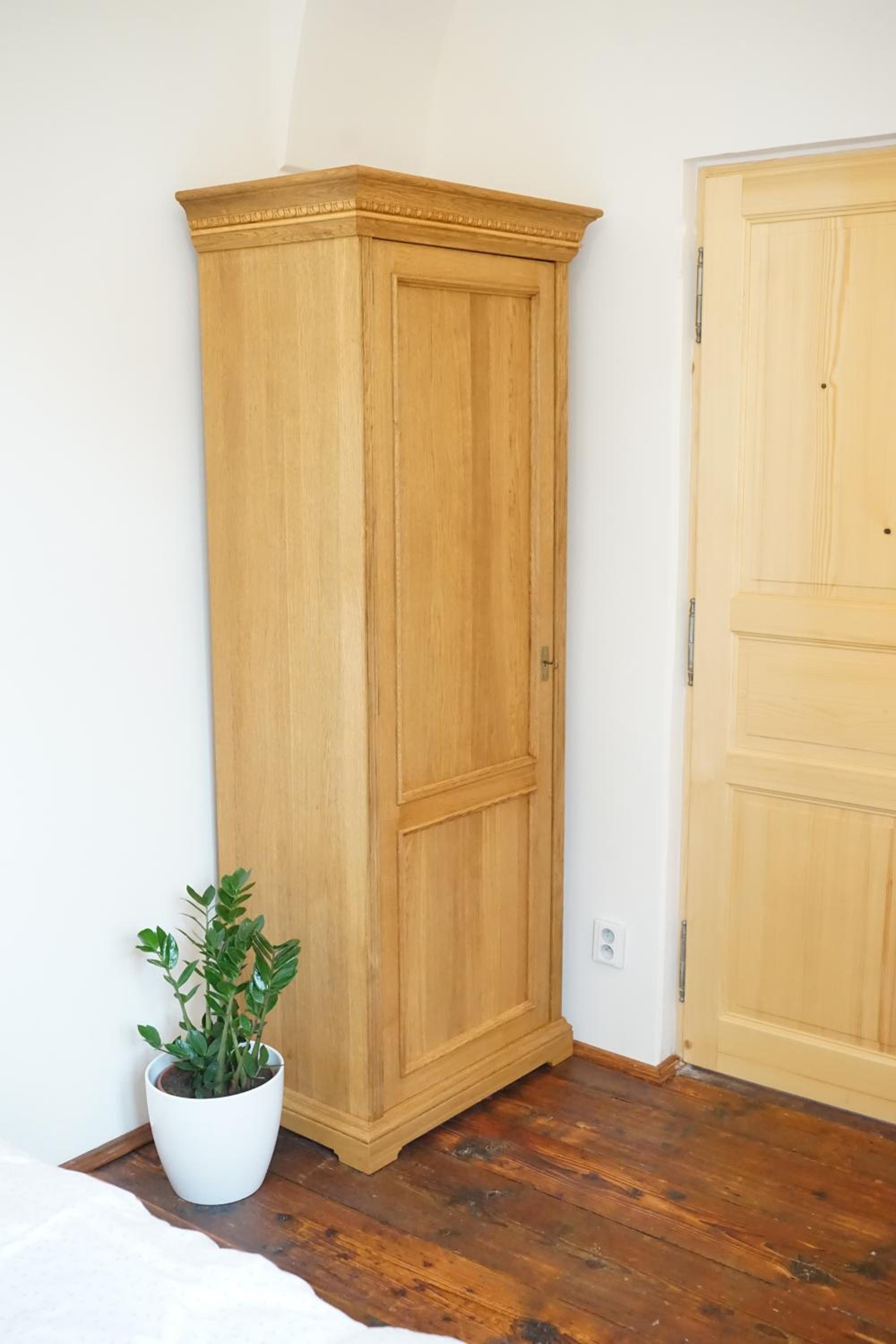 Apartment with Terrace - Photo 22