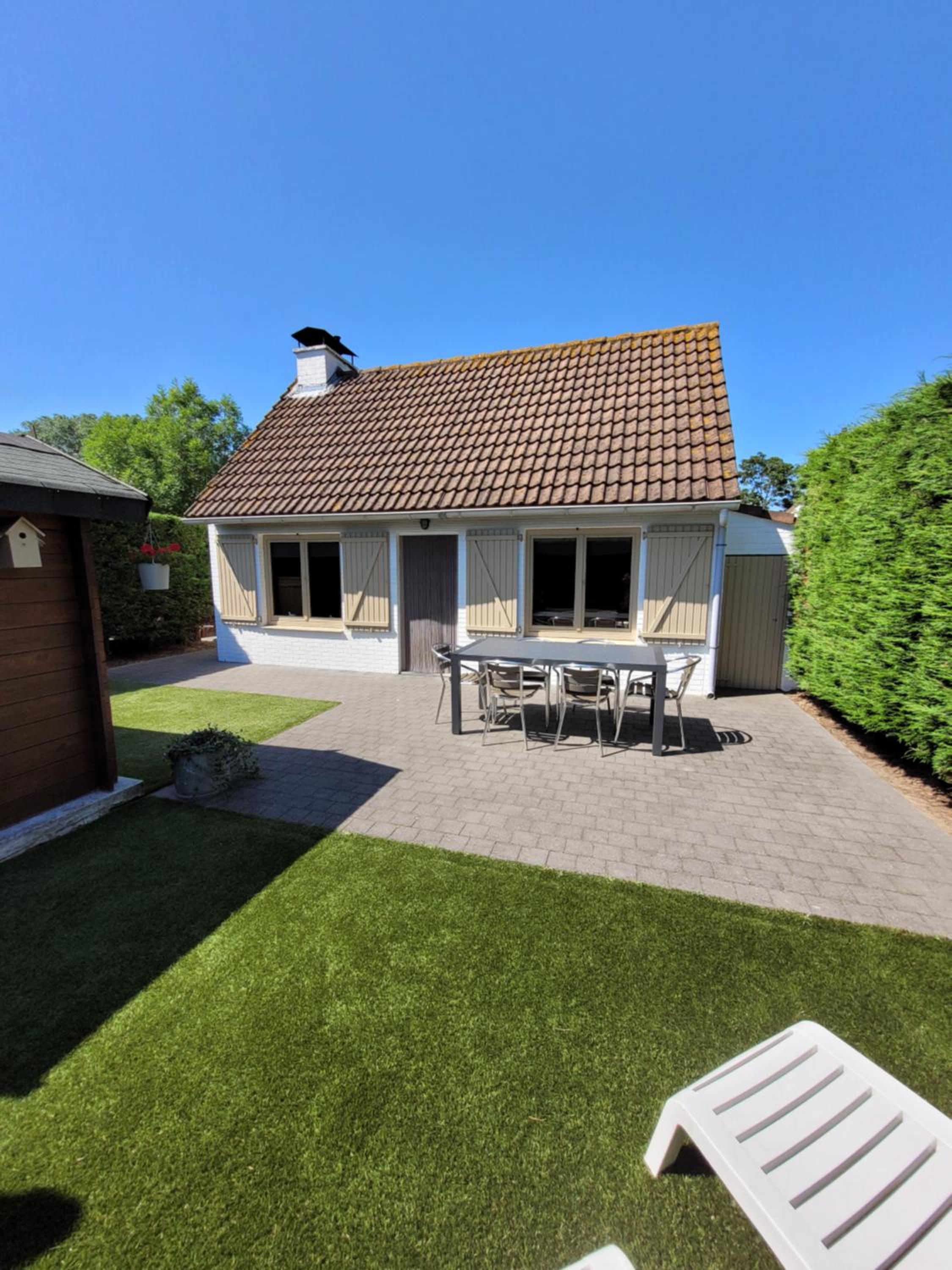Three-Bedroom House photo 1