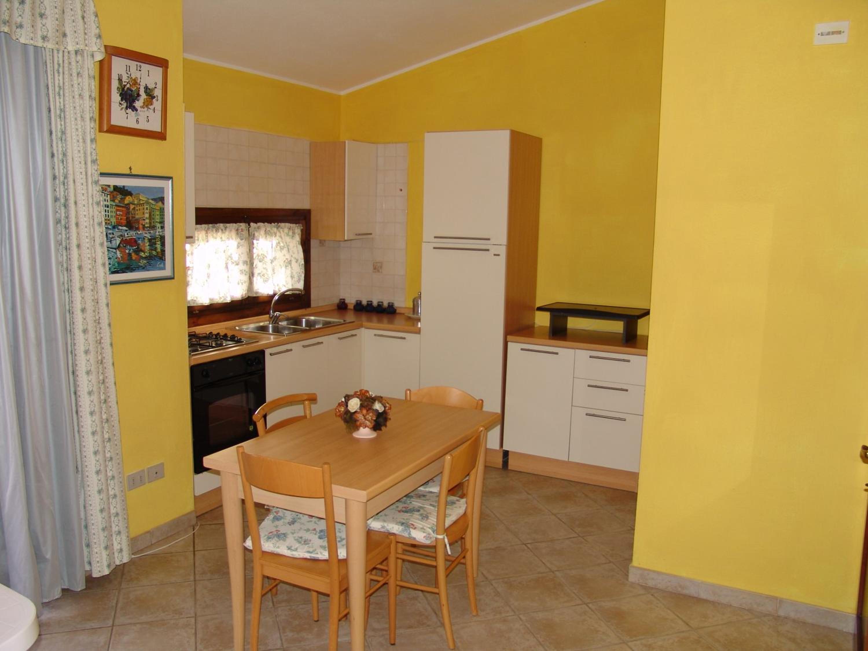 One-Bedroom Apartment (4 Adults) - Photo 17