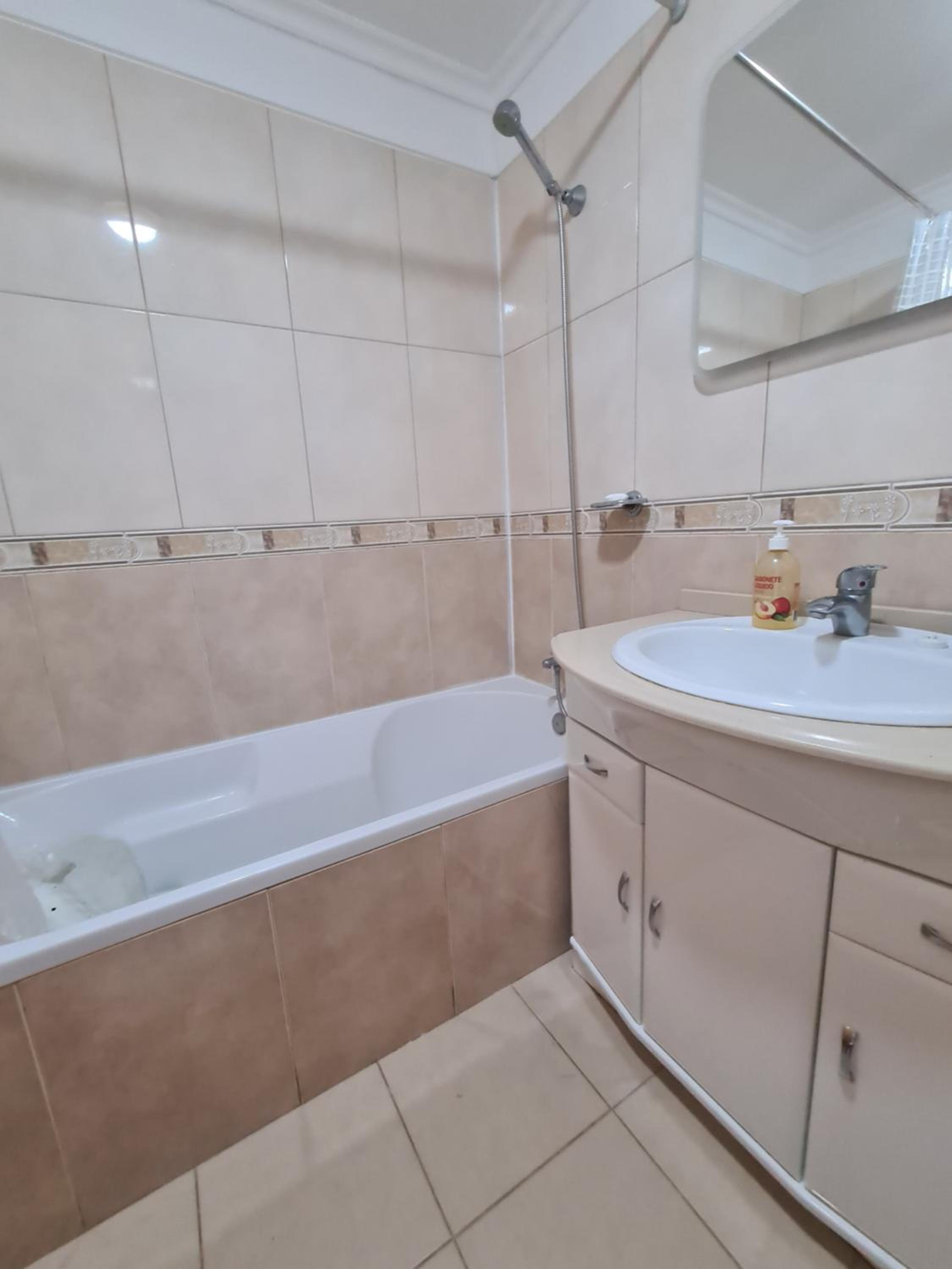 Two-Bedroom Apartment - Photo 16