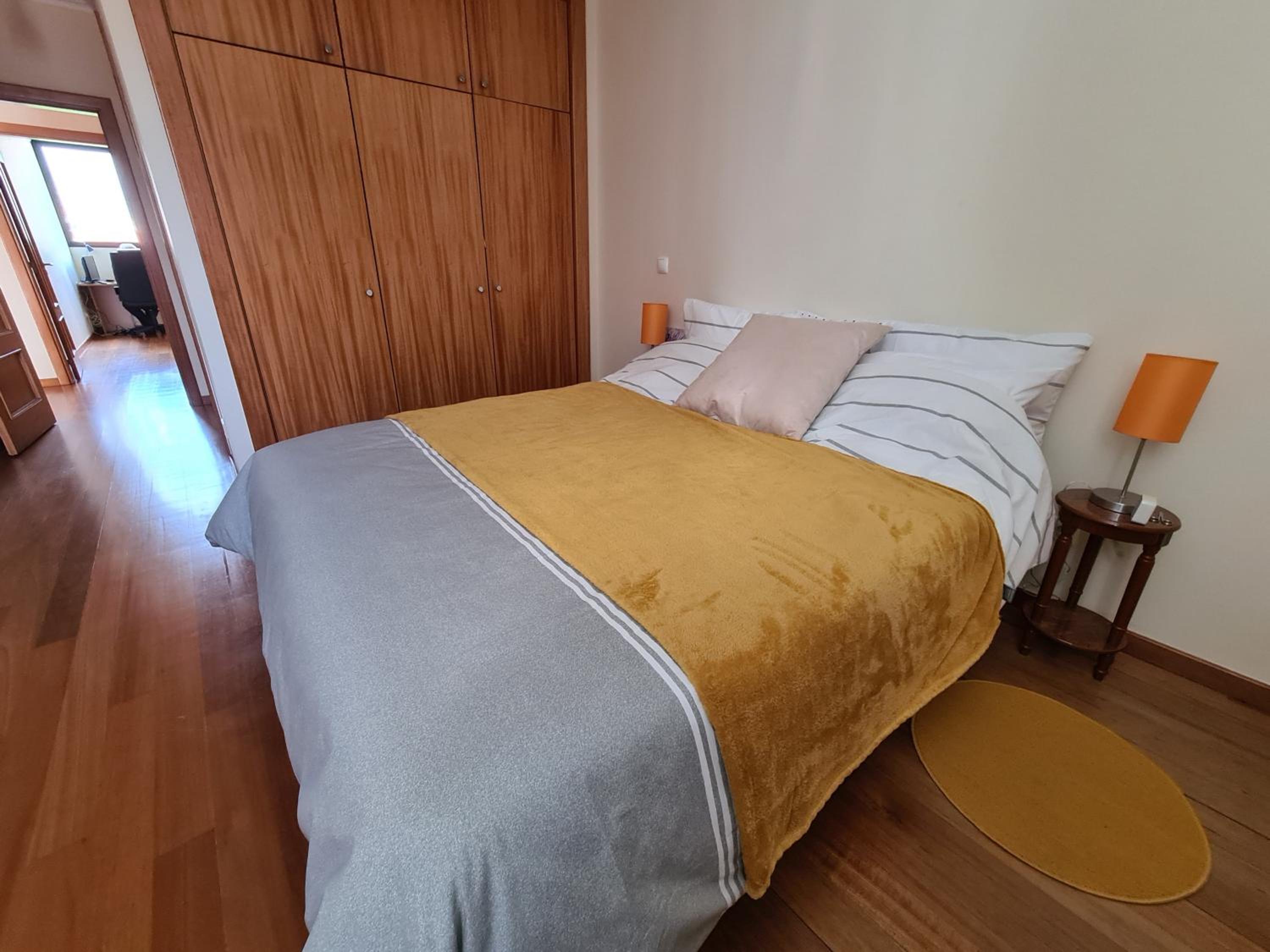 Two-Bedroom Apartment - Photo 17