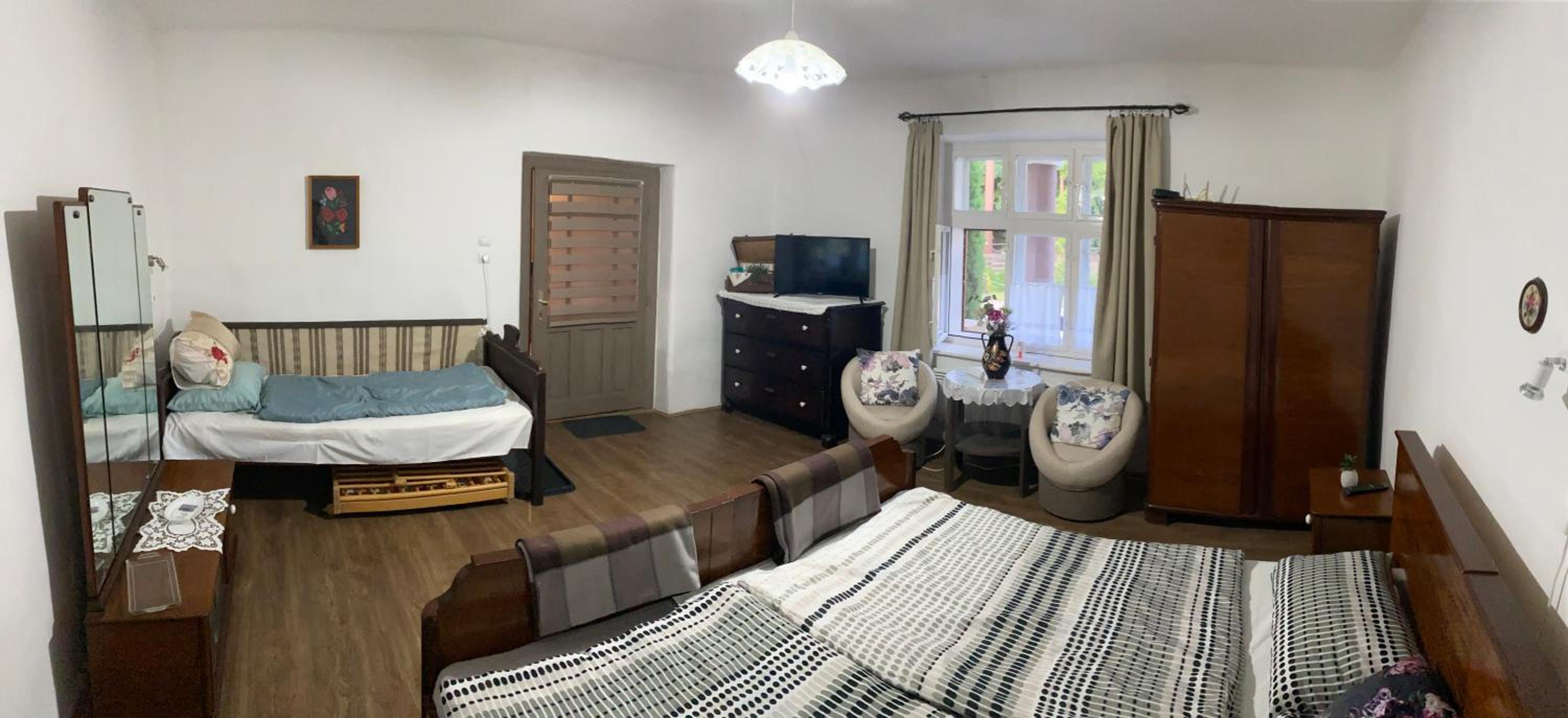 Quadruple Room with Mountain View photo 1