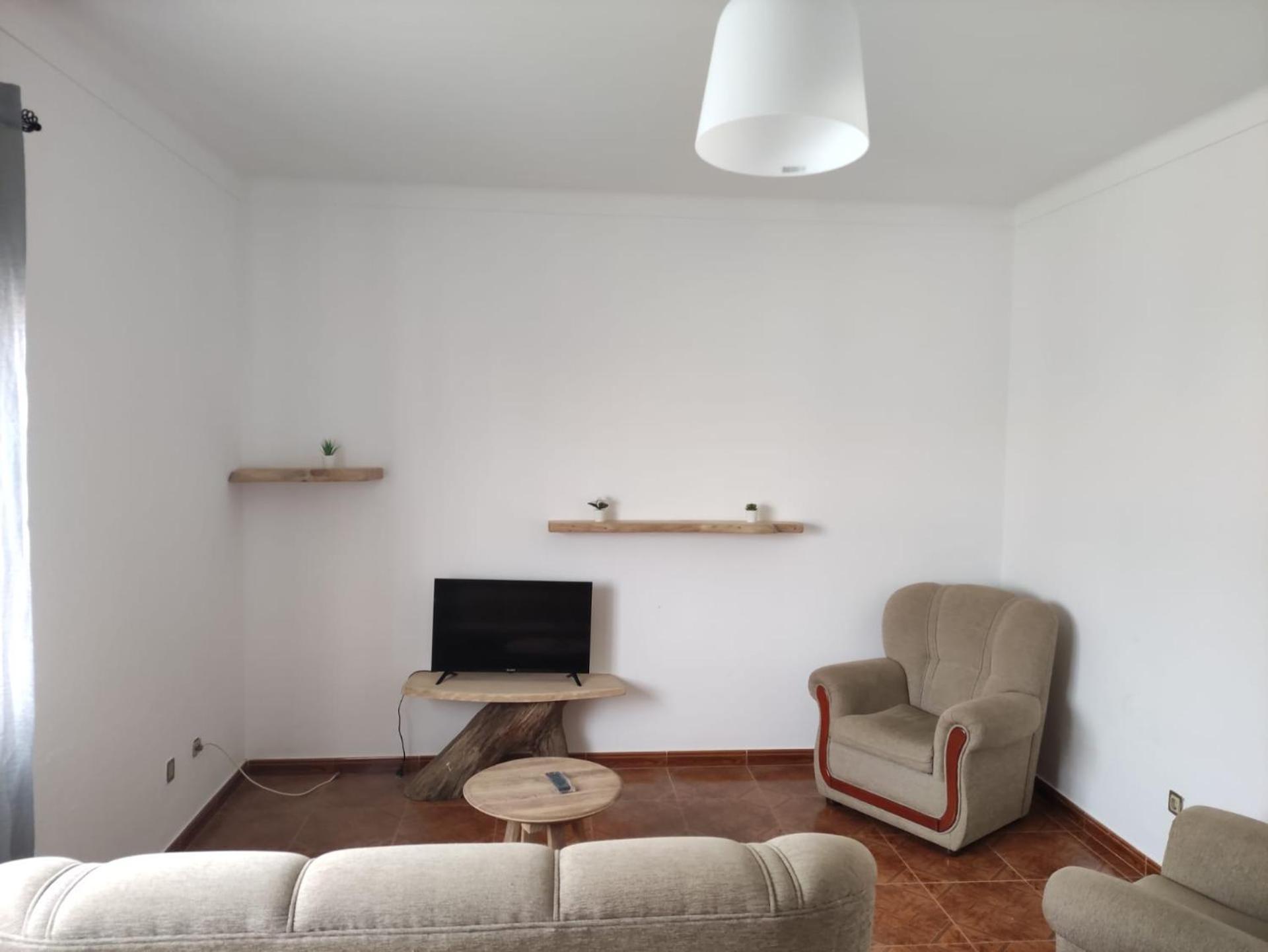 Two-Bedroom House - Photo 15