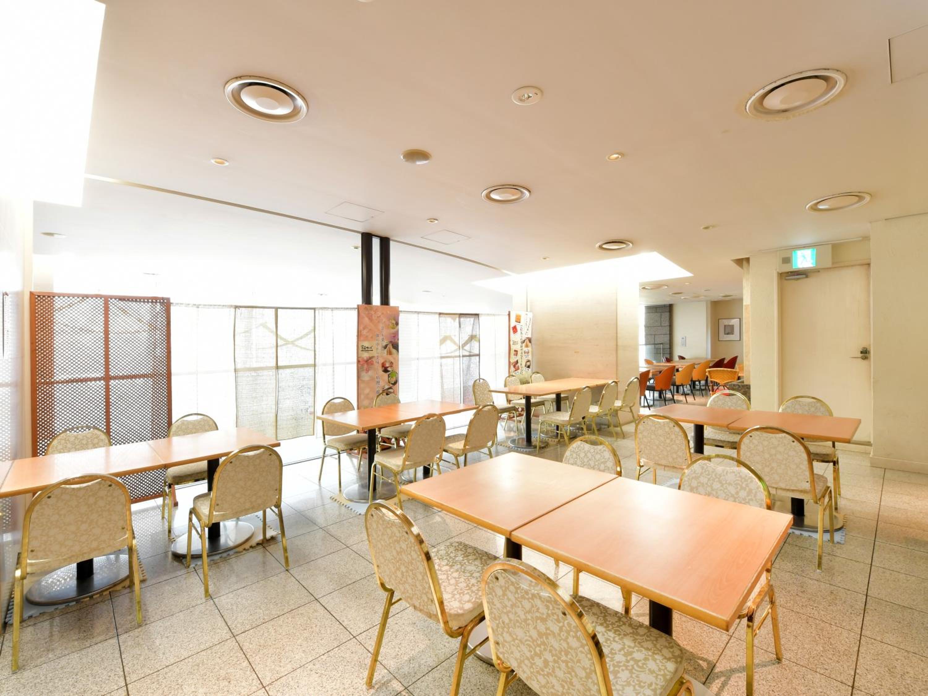 Twin Room - Breakfast Included - Non-Smoking - Photo 23