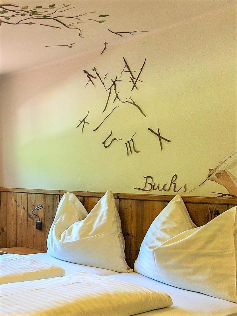 Double Room with Mountain View - Photo 1
