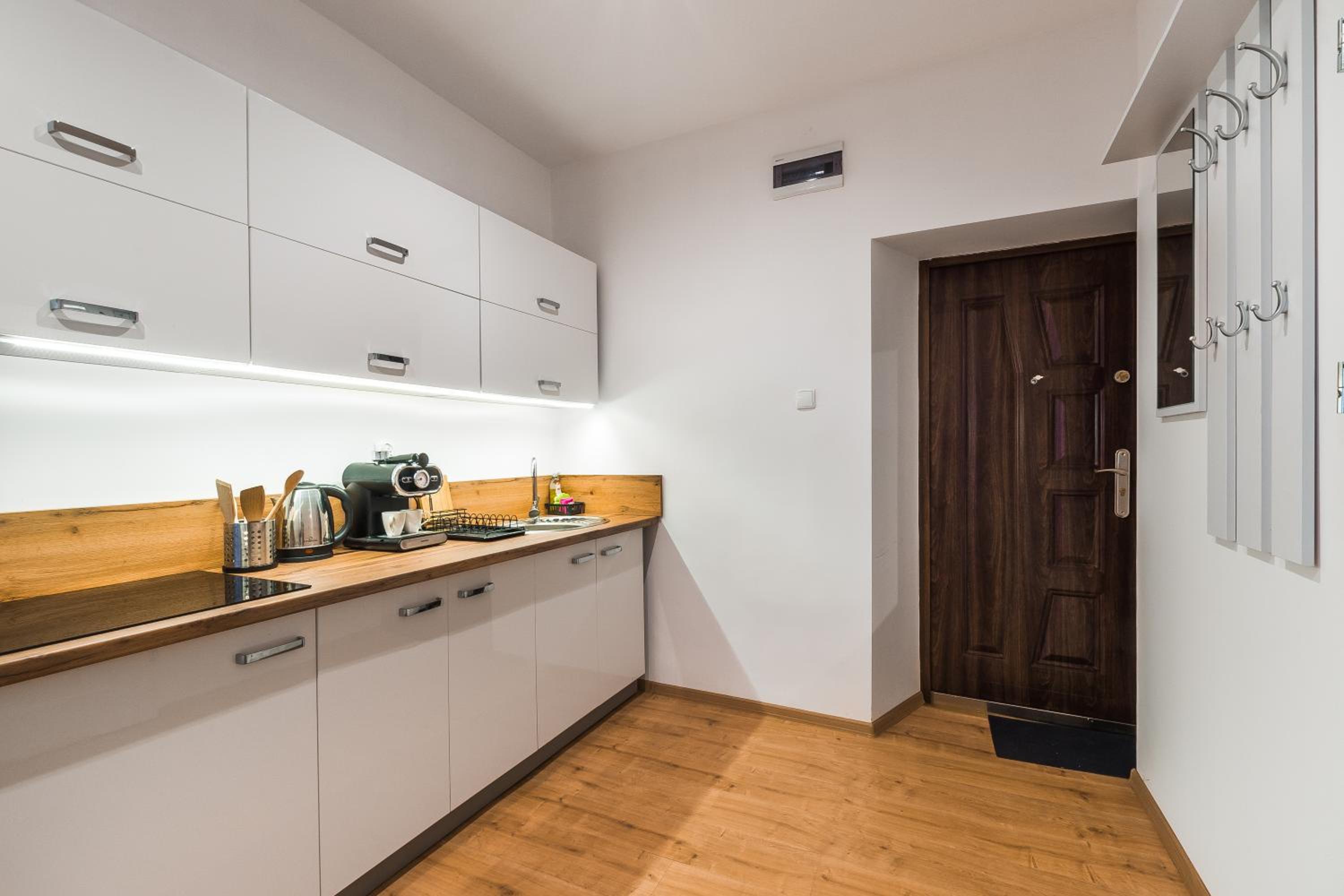 Apartment photo 3
