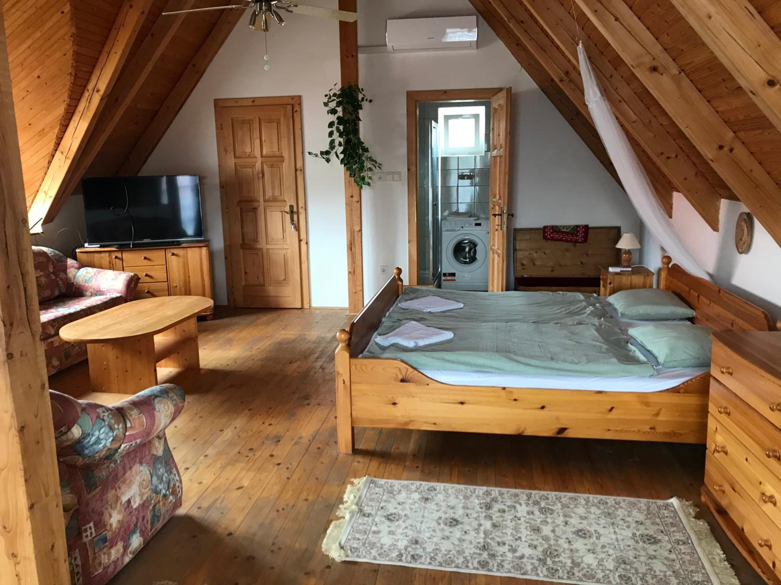 Three-Bedroom House photo 1