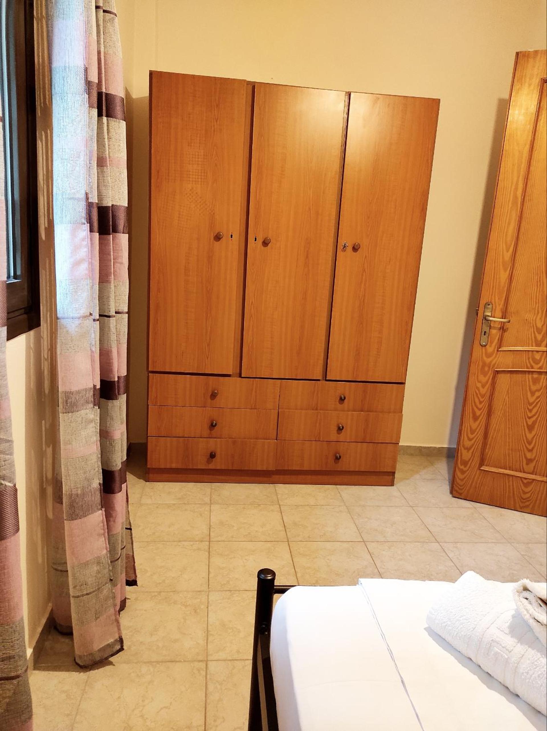 Apartment - Ground Floor photo 3