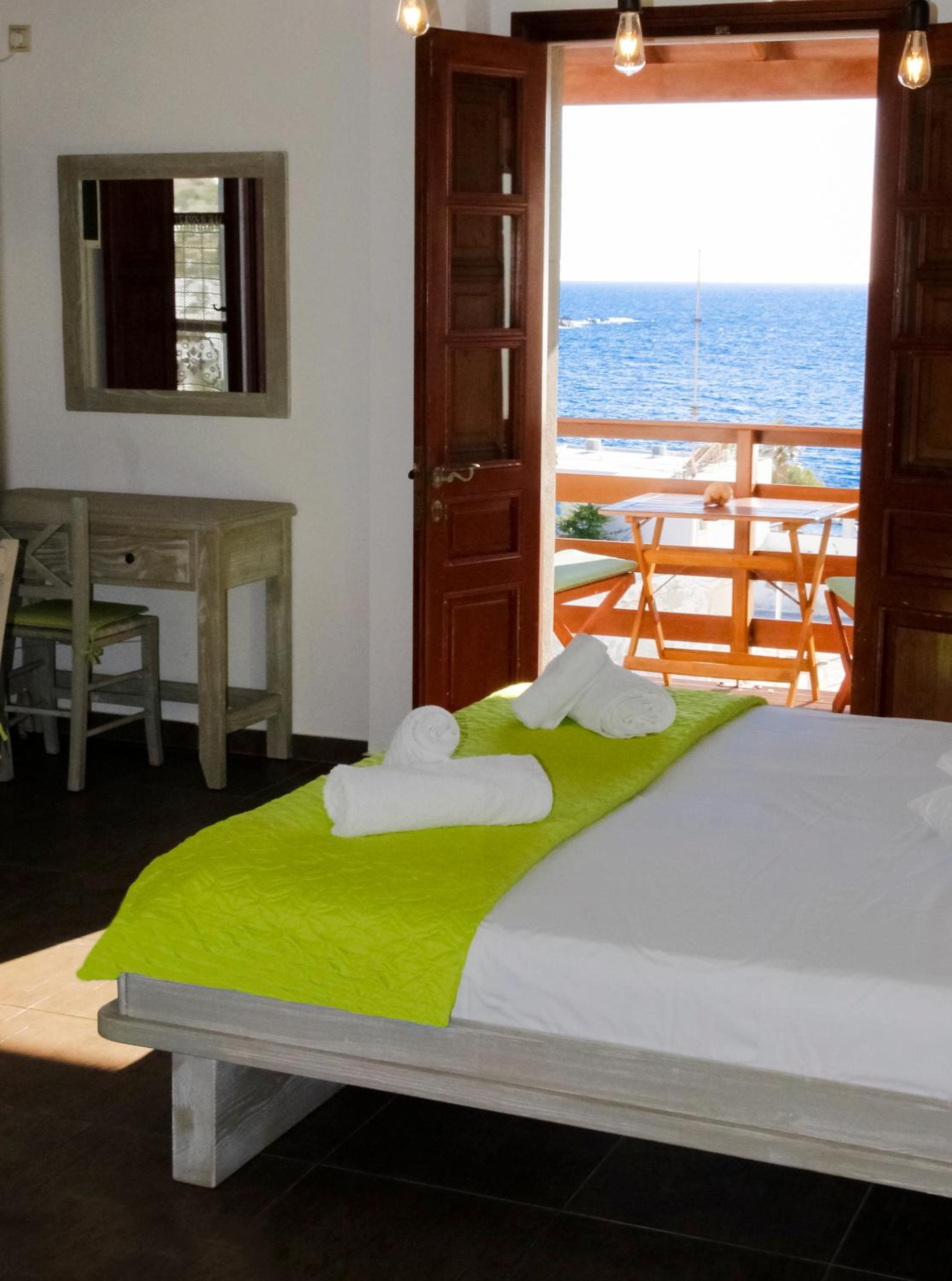 Studio with Sea View photo 3