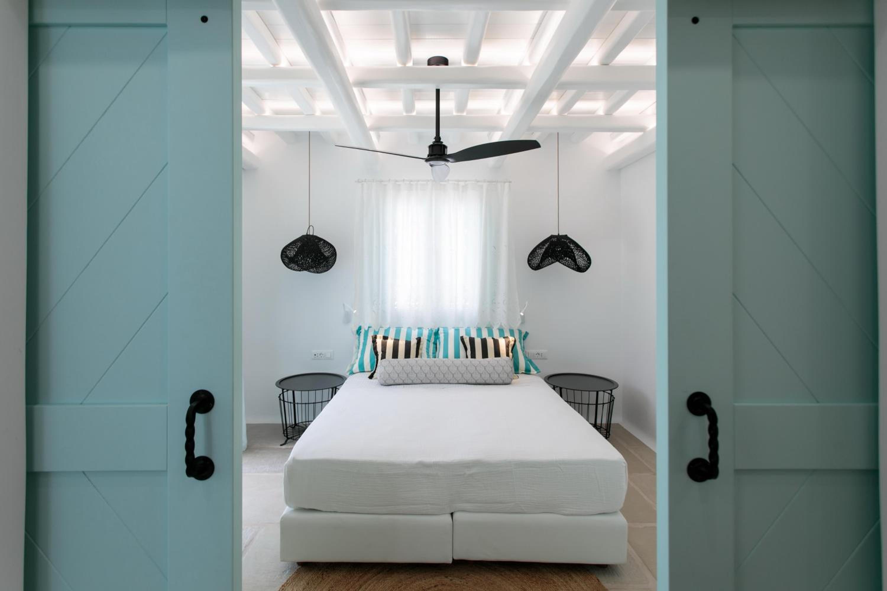 Premium Suite with Private Pool - Photo 10
