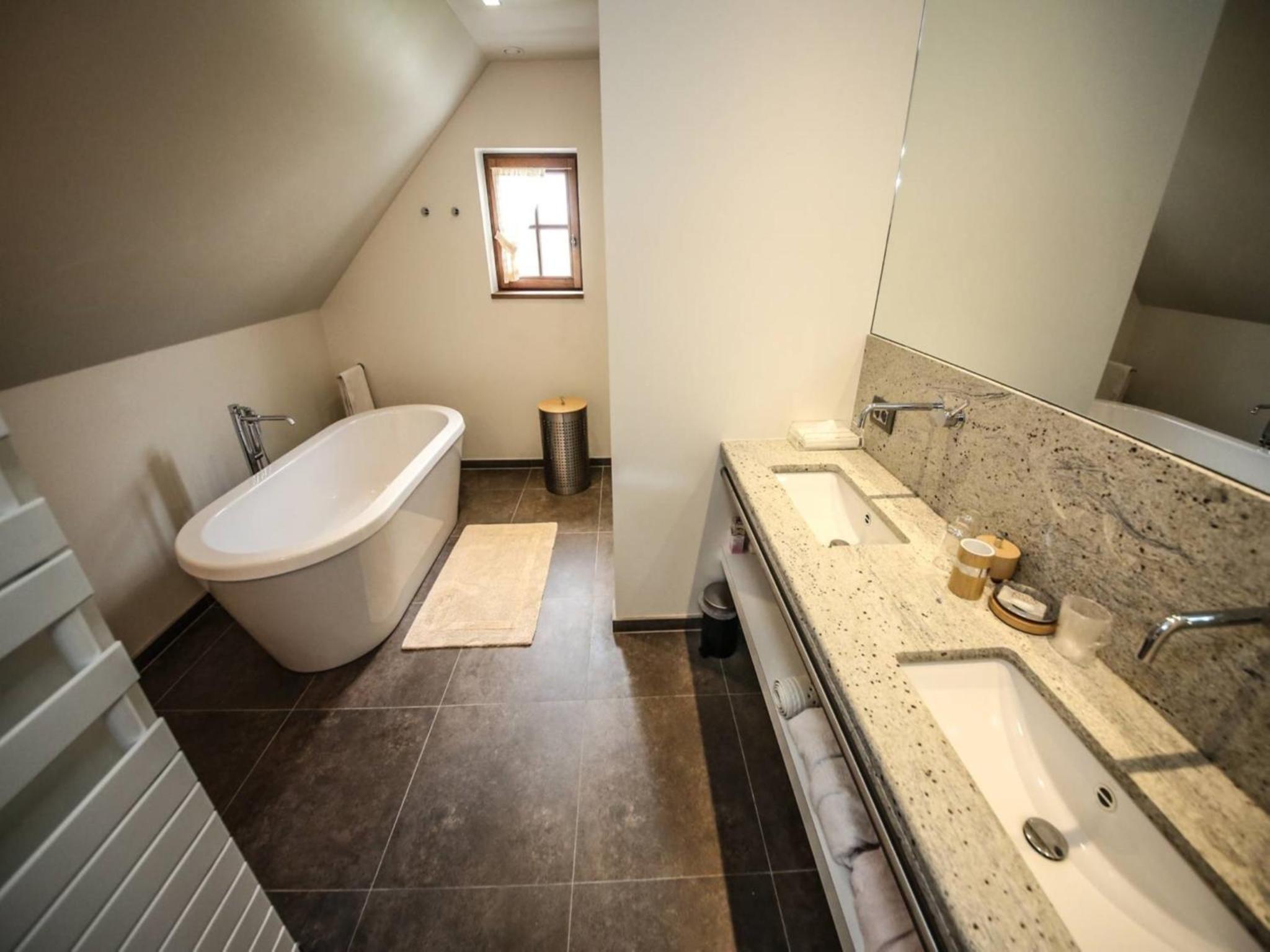 Suite with Balcony photo 3