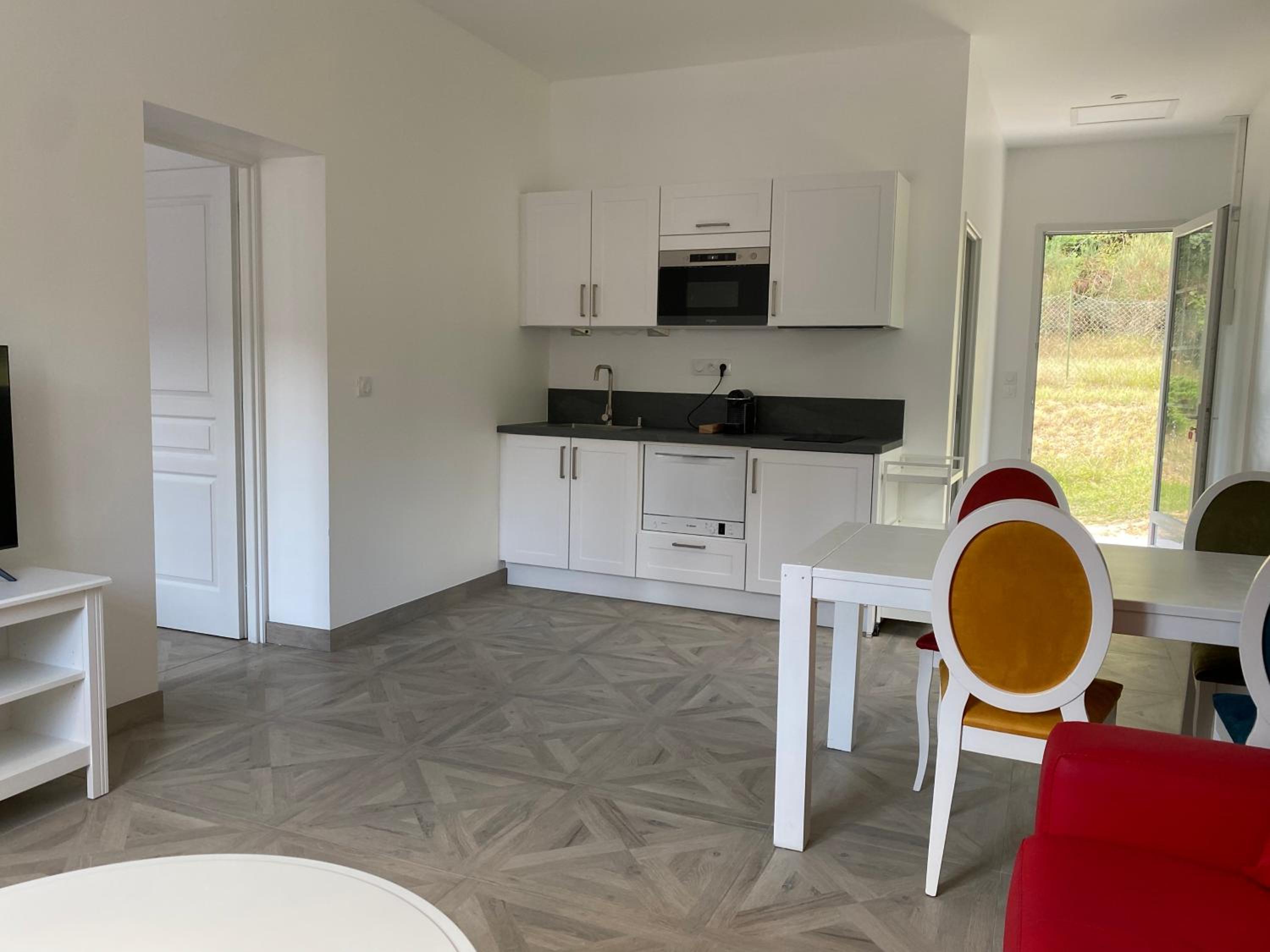 Holiday Home - Photo 7