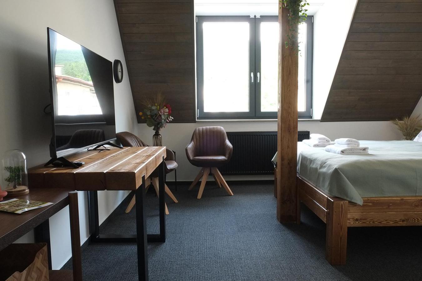 Double or Twin Room - Photo 2