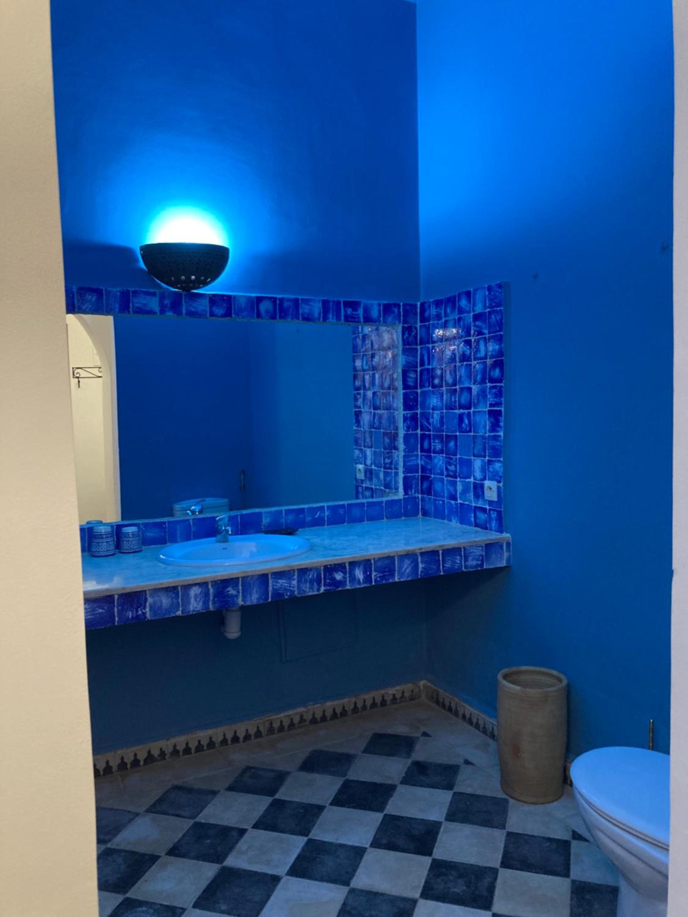 Suite with Pool View - Photo 6