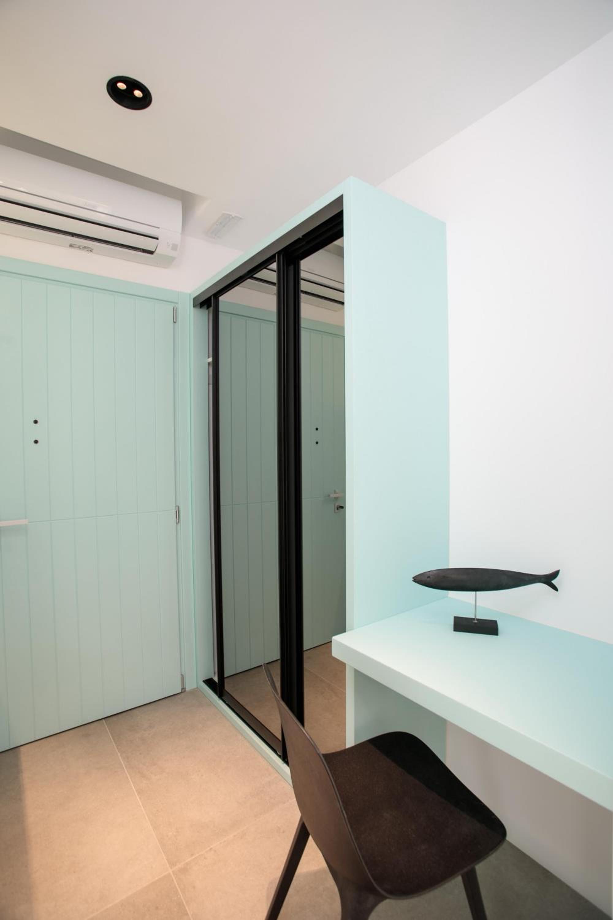 Deluxe Suite with Private Jacuzzi - Photo 5