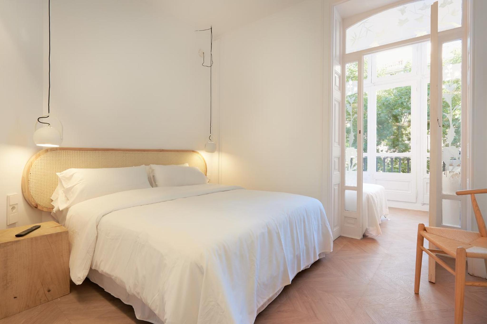 Superior Double or Twin Room with City View photo 2