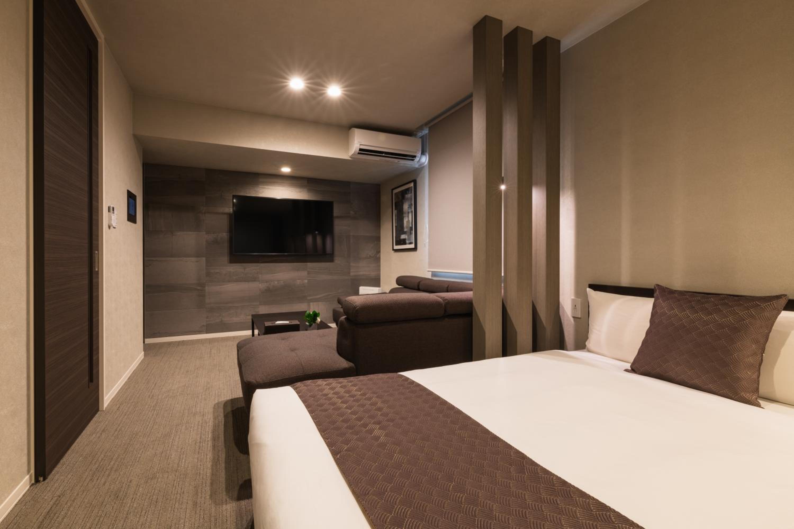 Superior Triple Room - Photo 10