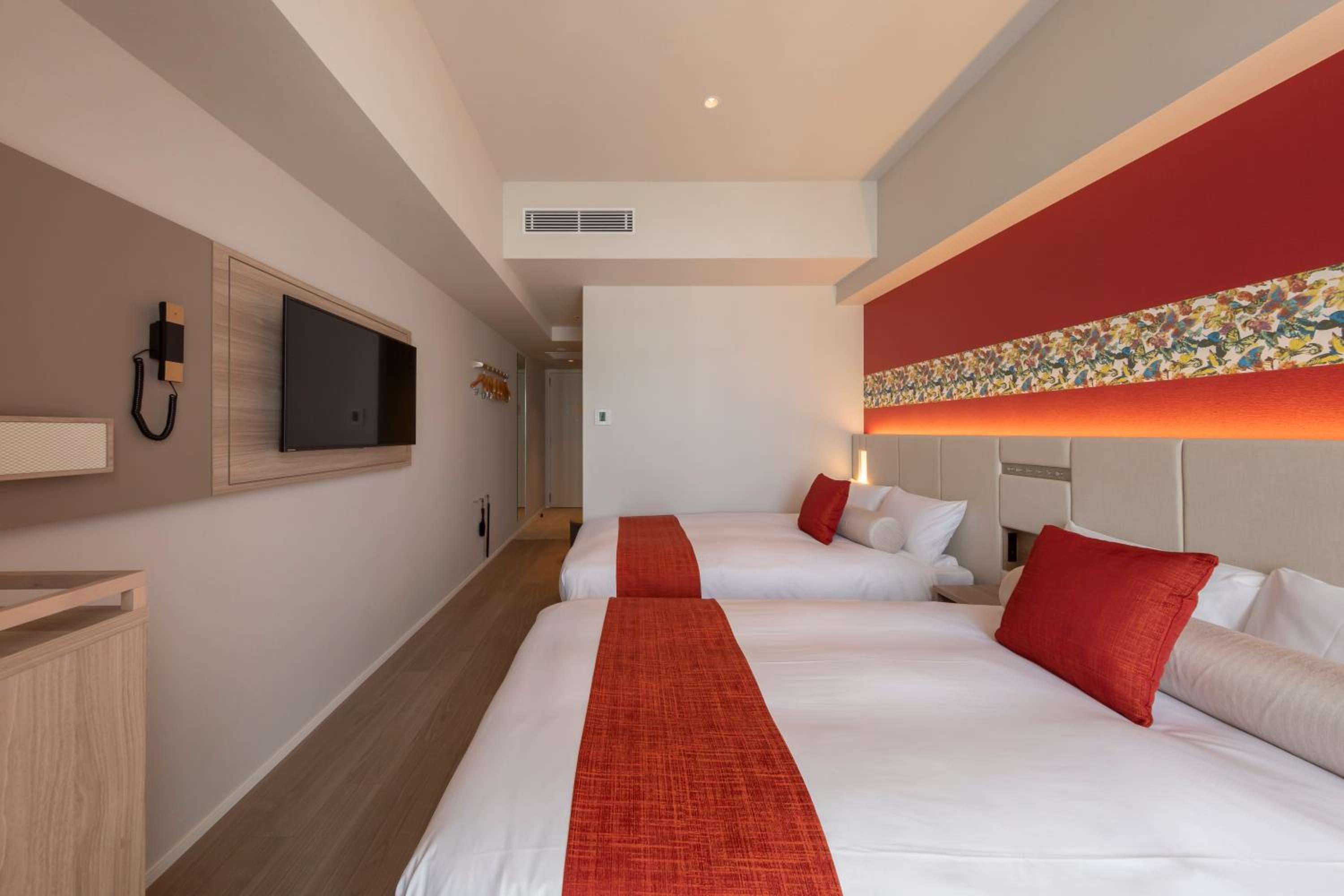 Twin Room - Photo 2