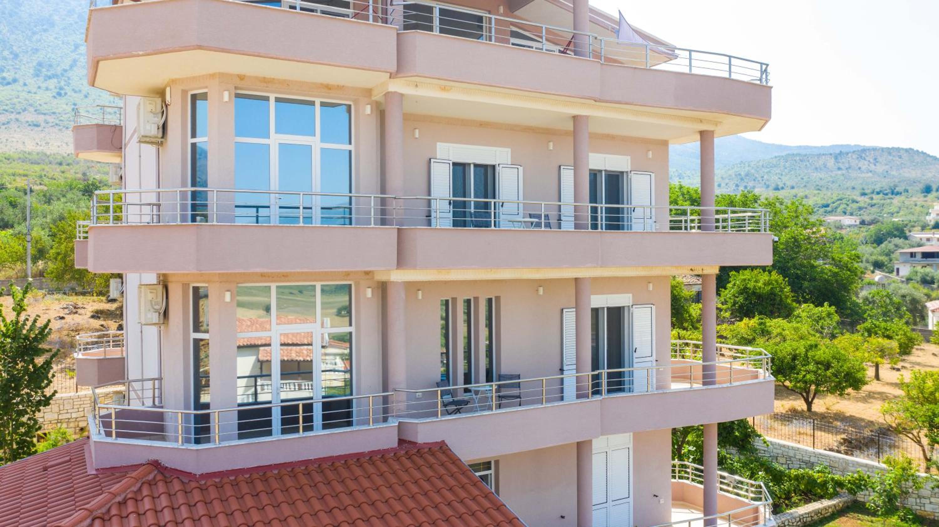 Superior Apartment photo 2