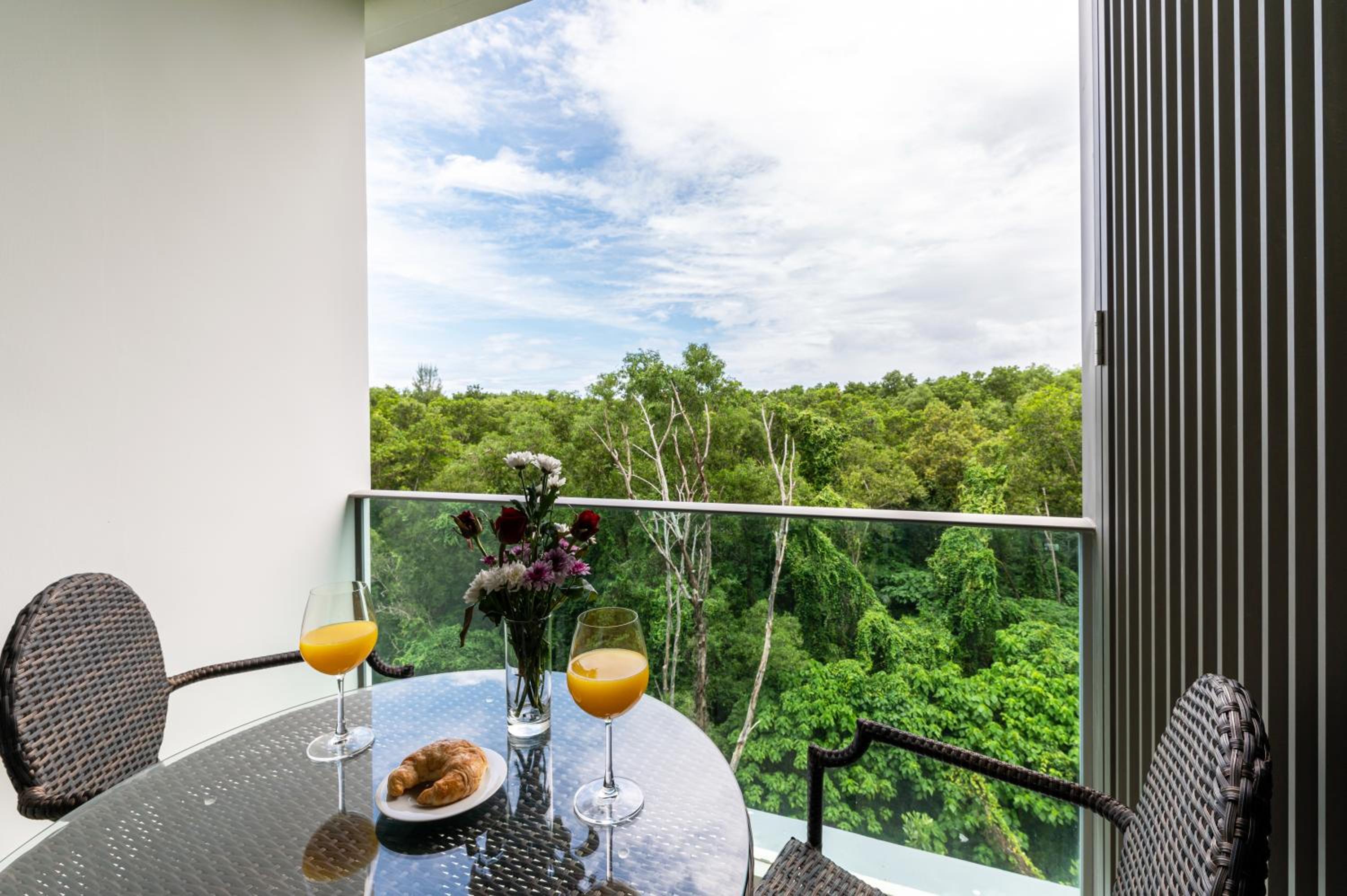 Superior Apartment photo 2