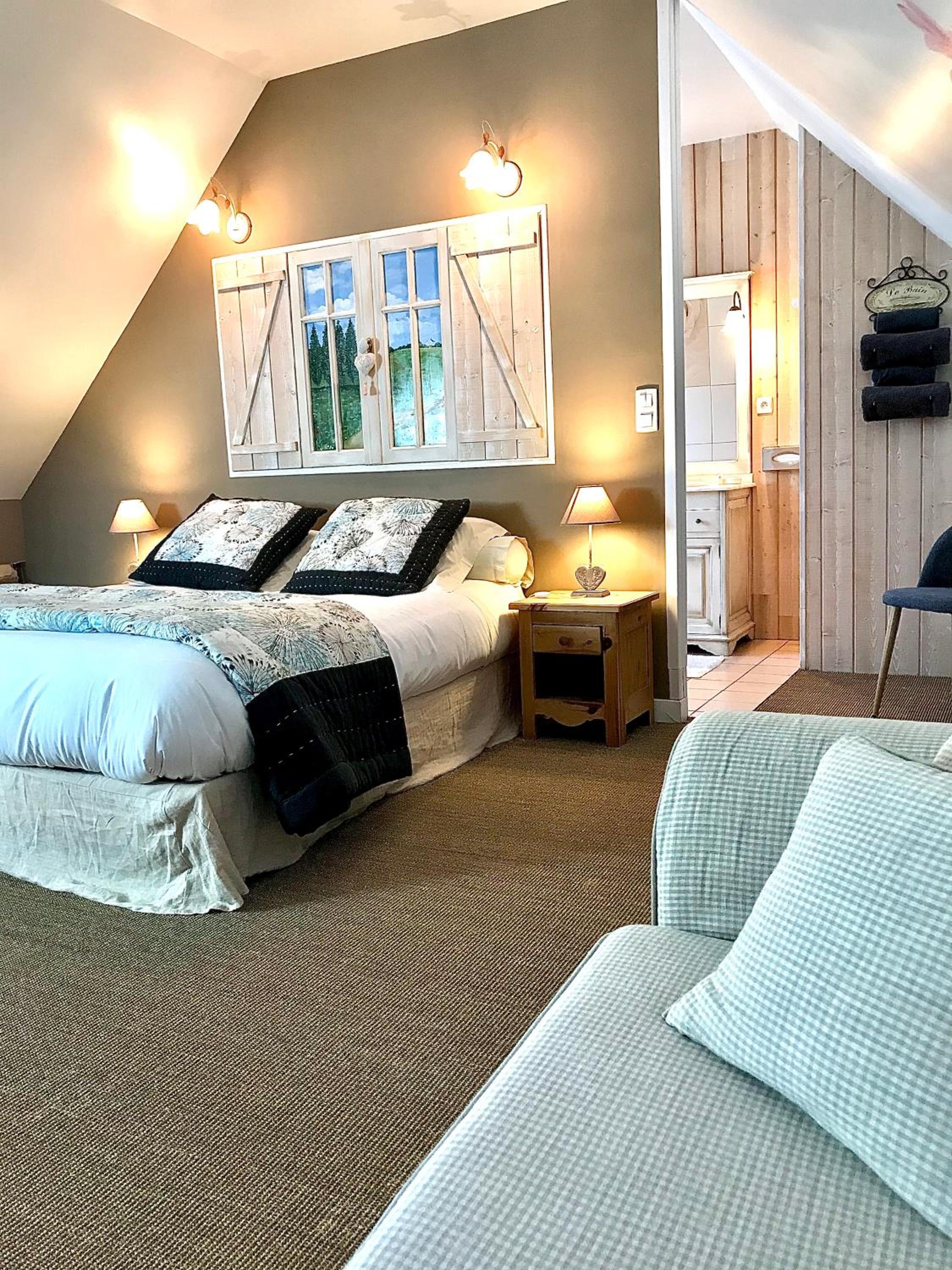 Family Room with Garden View - Photo 3