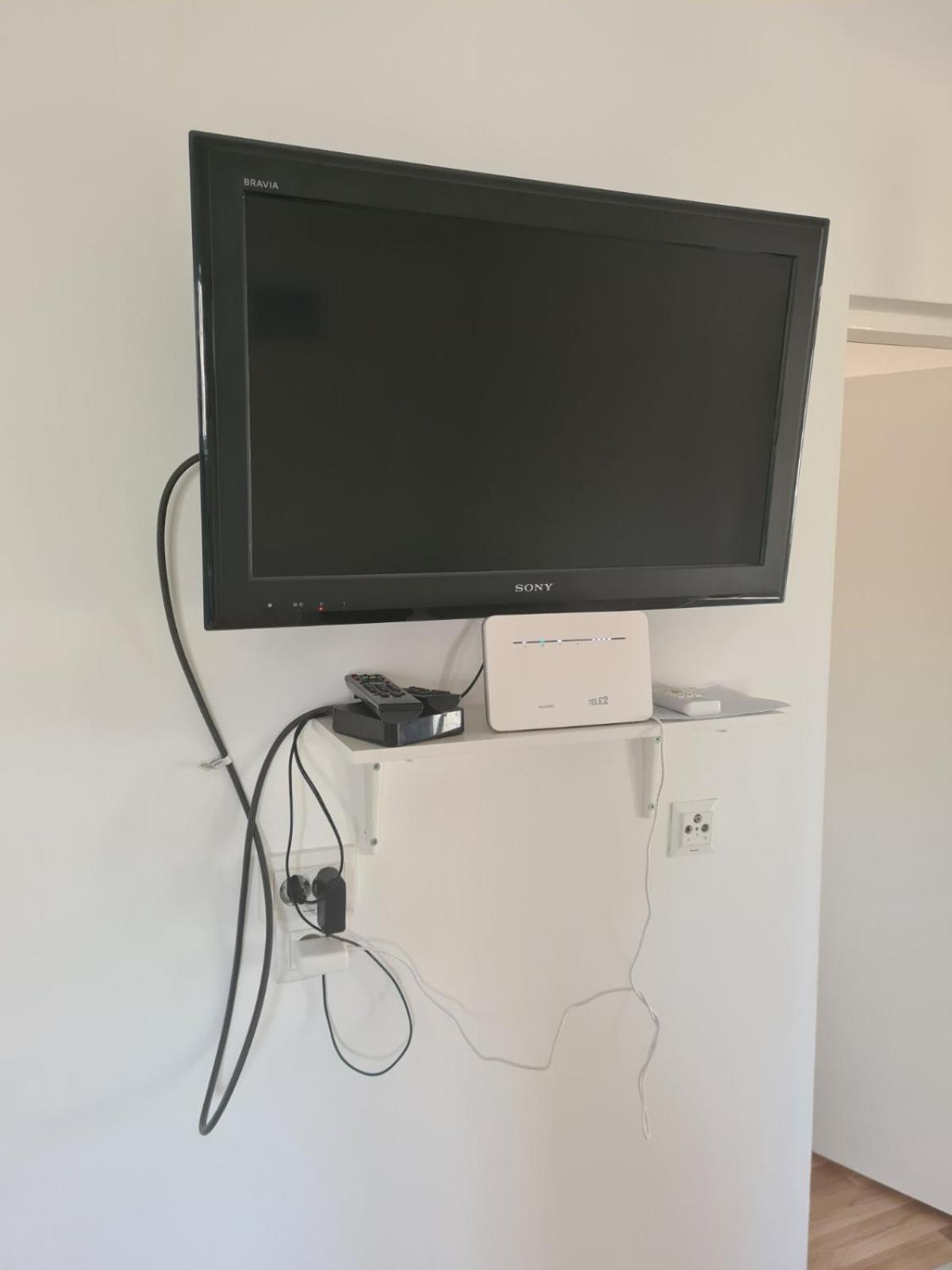 One-Bedroom Apartment - Photo 16