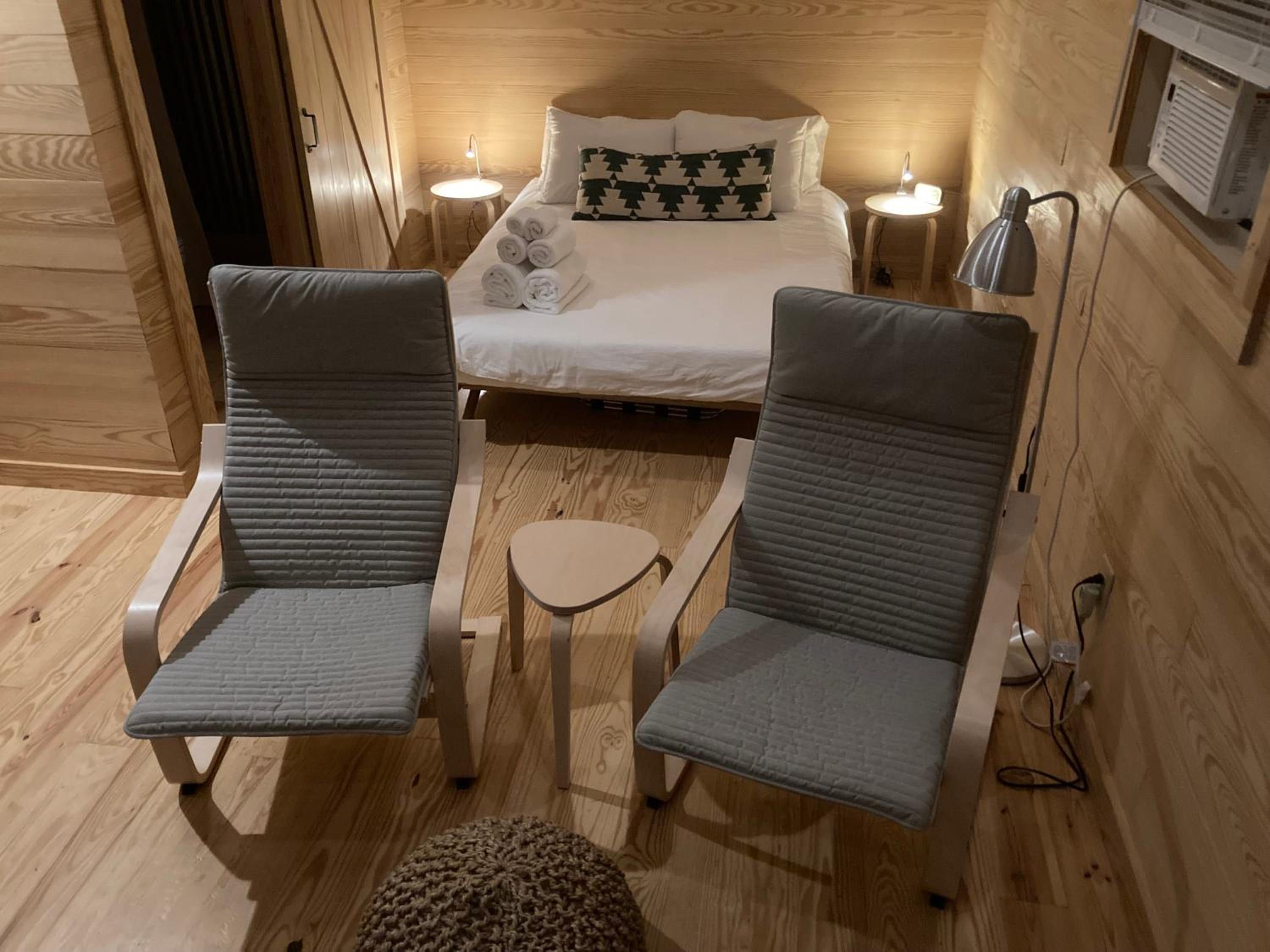One-Bedroom House - Photo 1