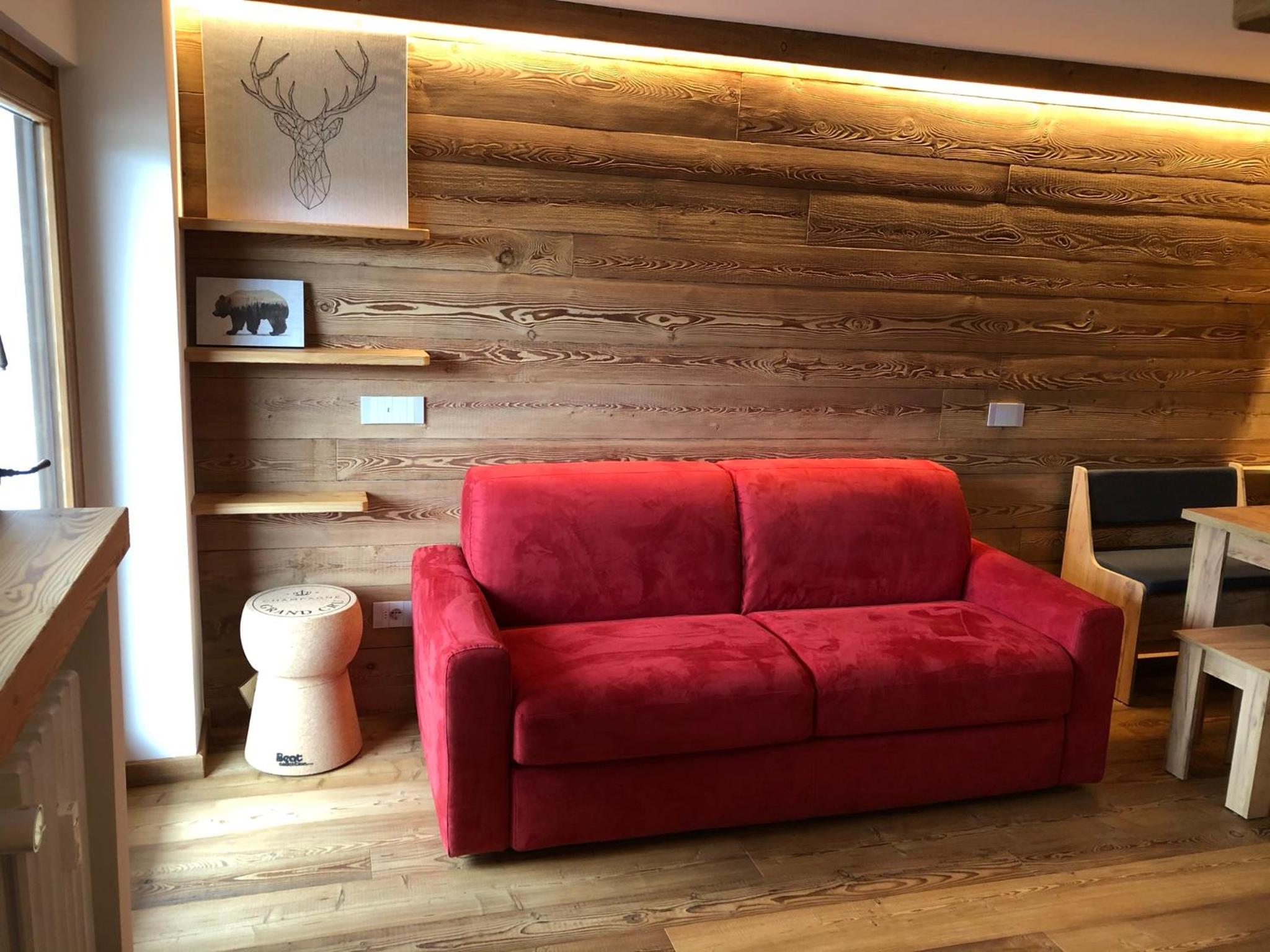 One-Bedroom Apartment - Photo 13