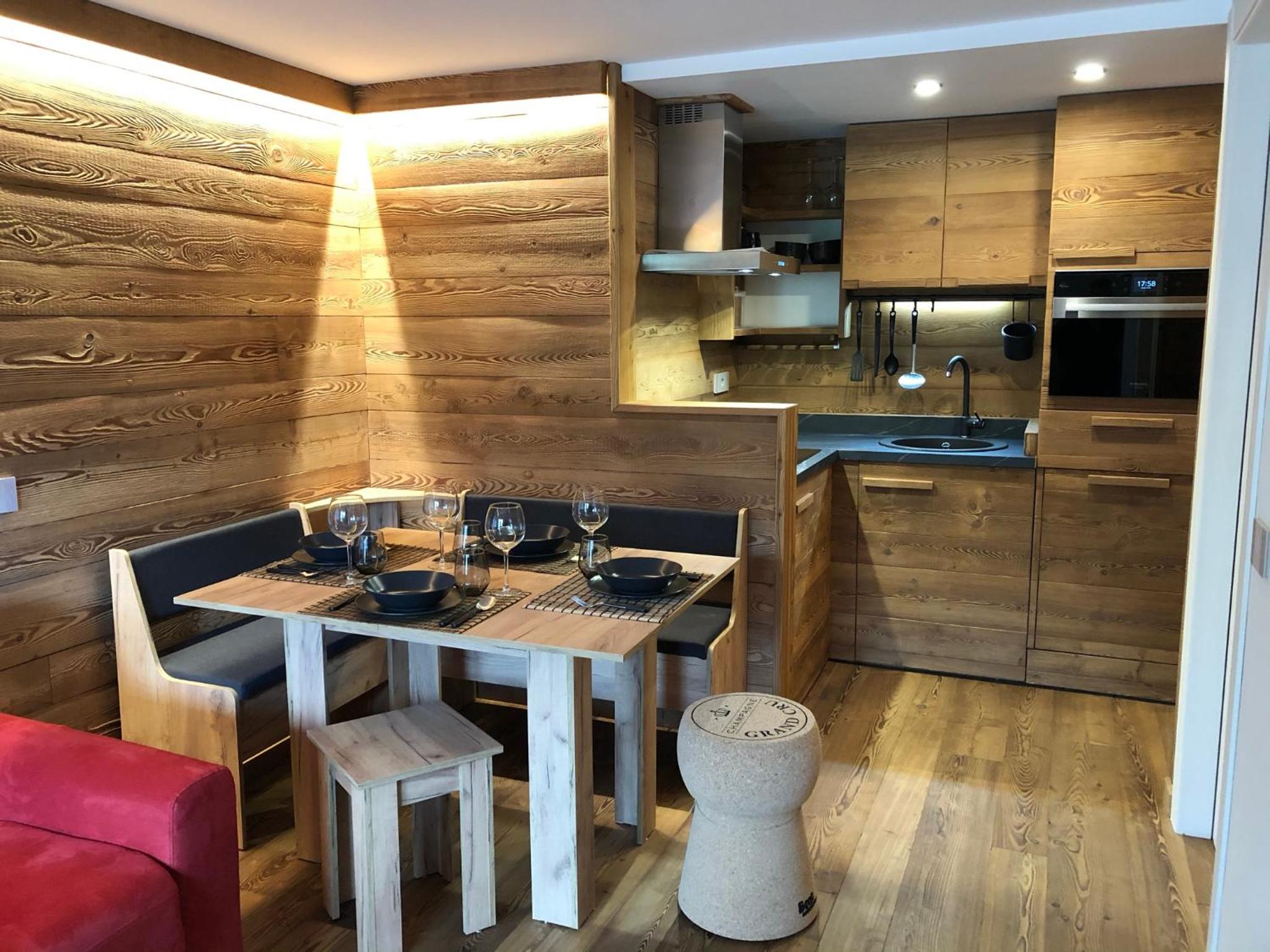 One-Bedroom Apartment - Photo 8