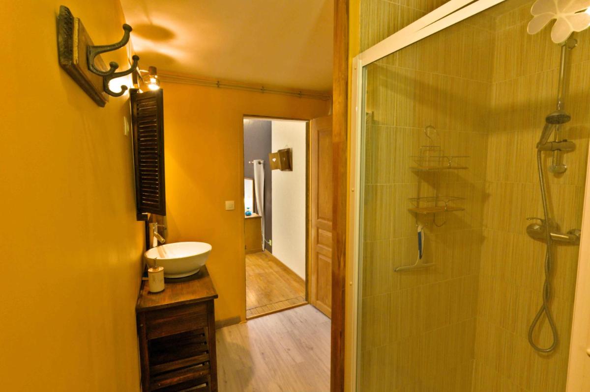 Double Room with Mountain View - Photo 2