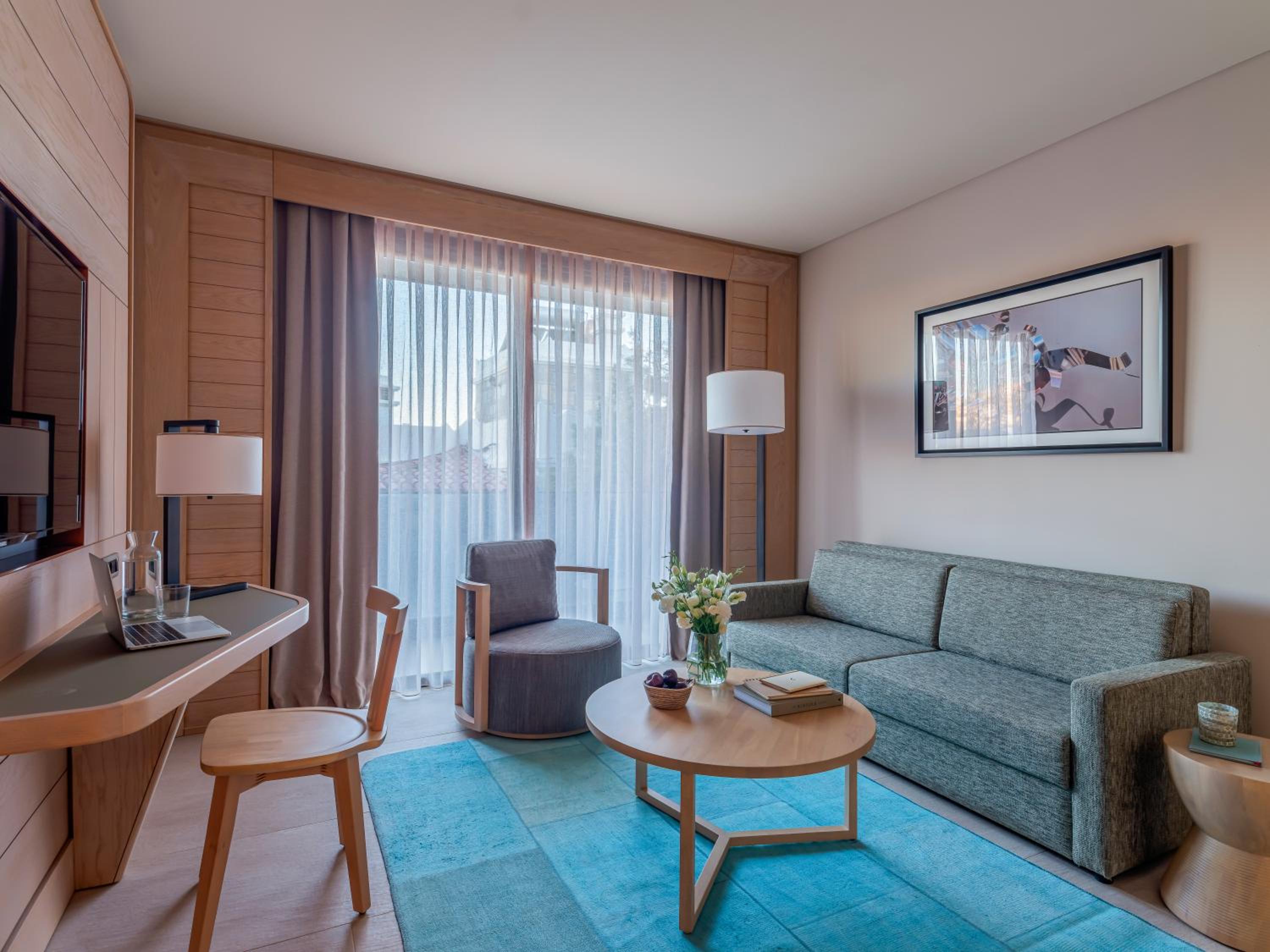 Superior Suite - Photo 3