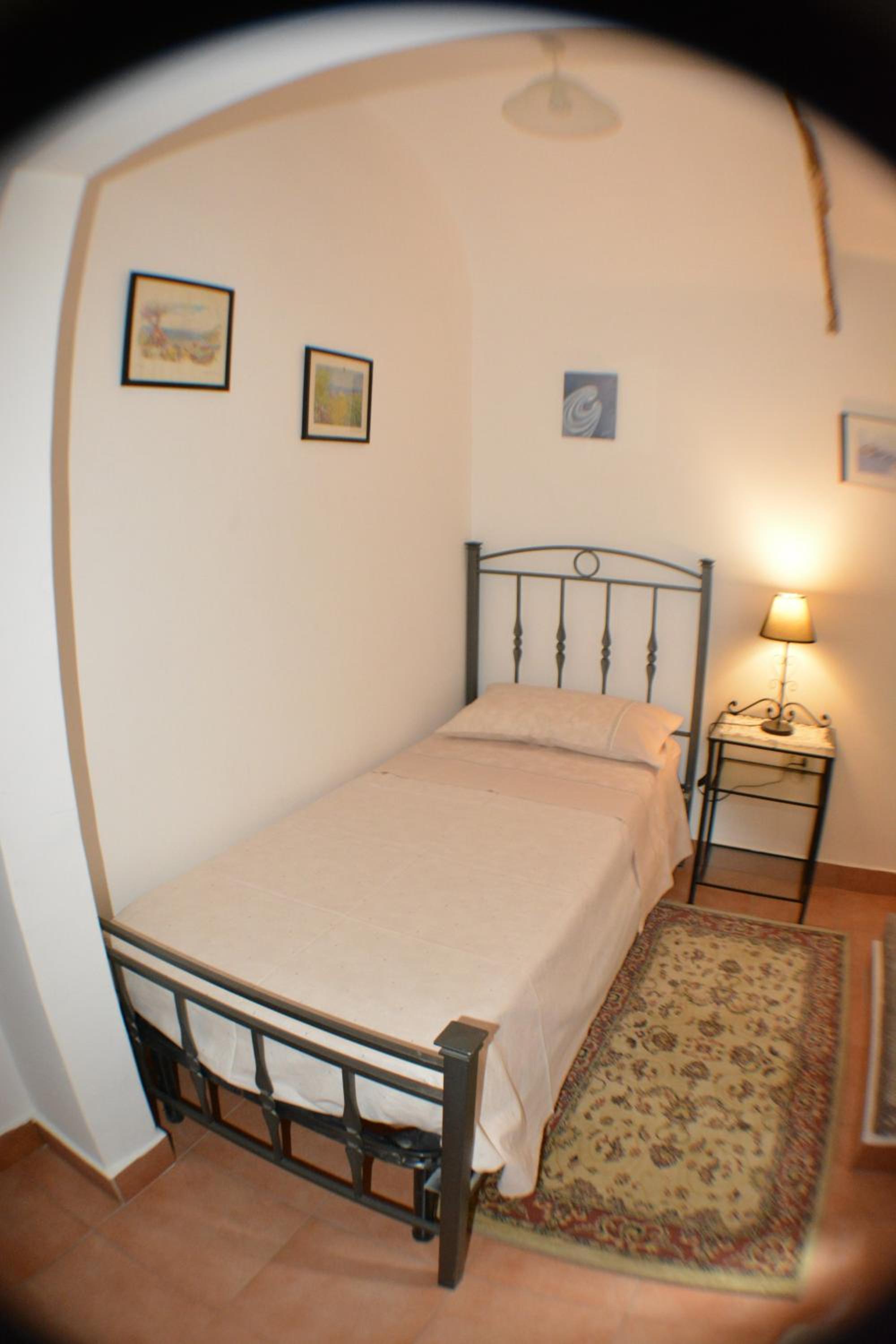 Two-Bedroom House - Photo 28