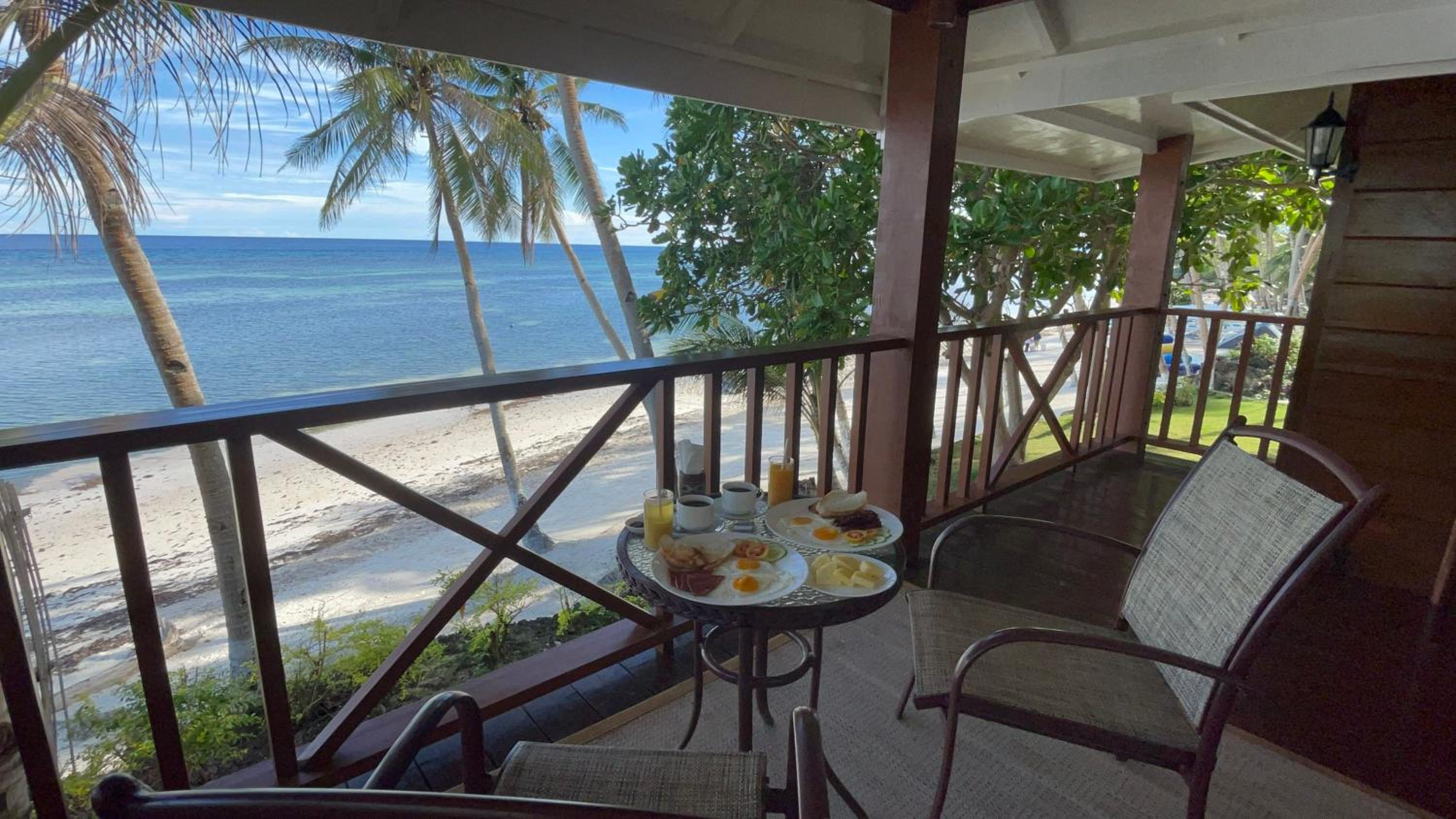 Deluxe Double Room - Beach Front photo 3