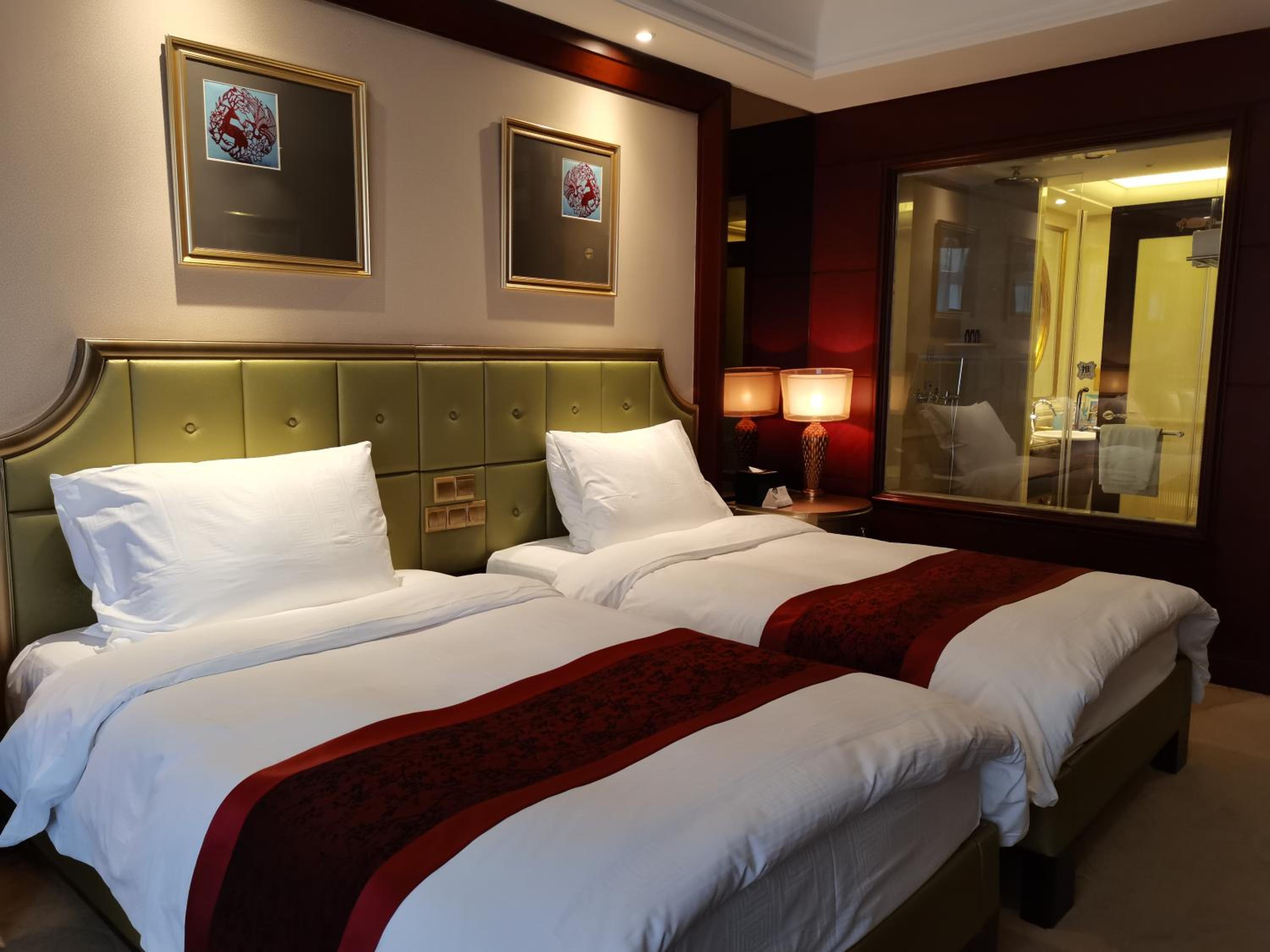 Deluxe Double / Twin Room photo 1
