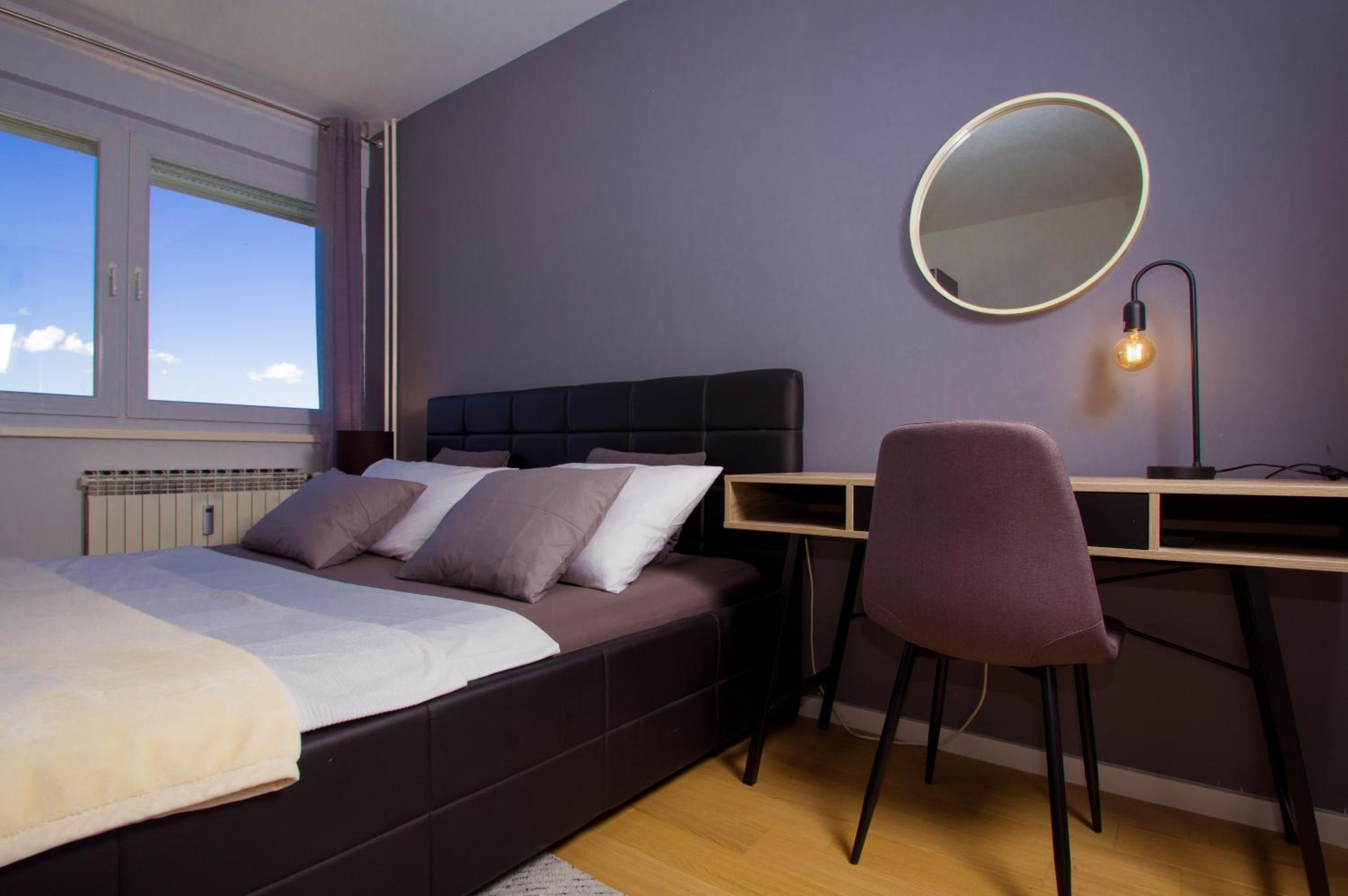 Two-Bedroom Apartment - Photo 6