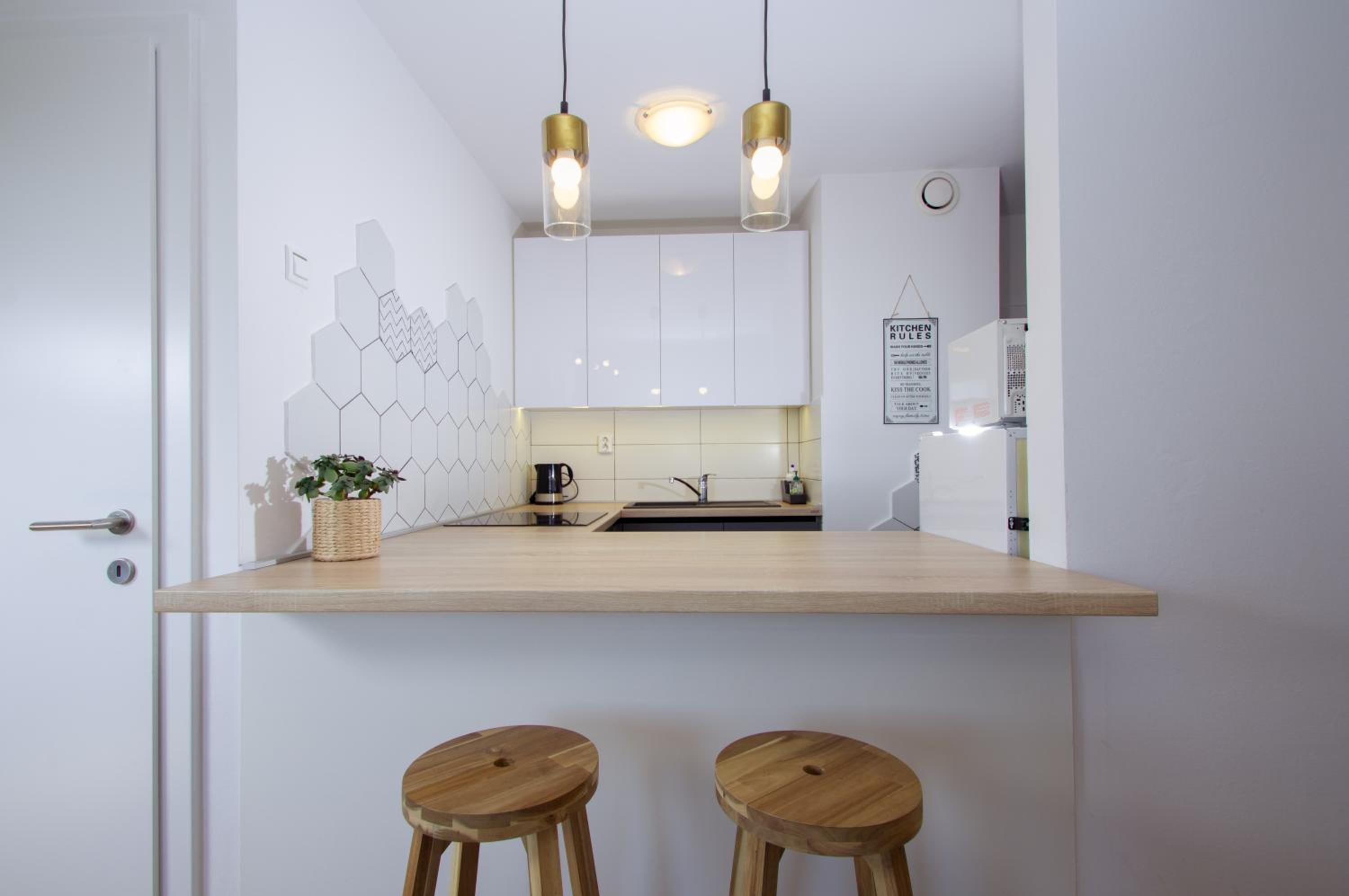 Two-Bedroom Apartment - Photo 7