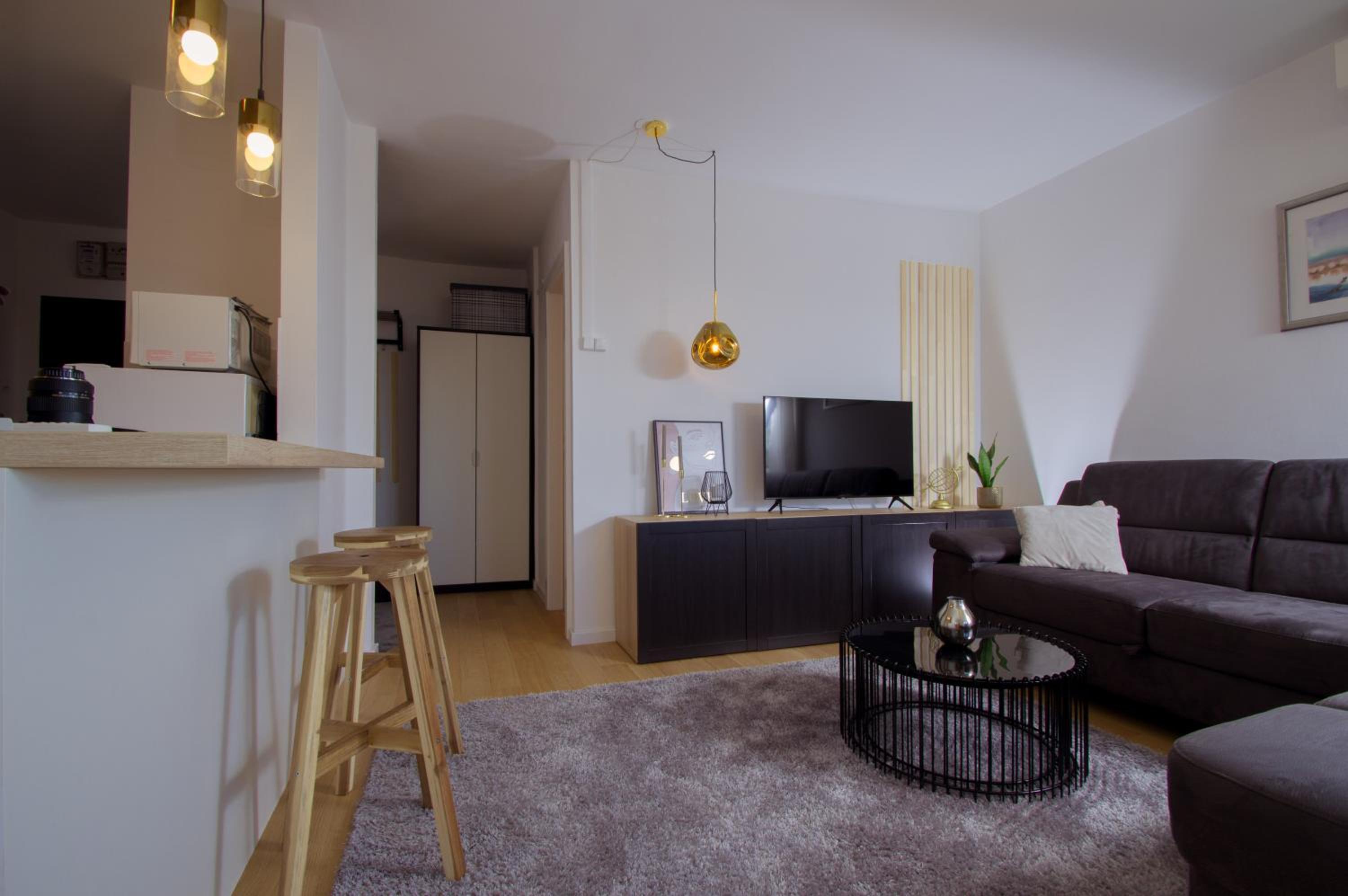 Two-Bedroom Apartment - Photo 8
